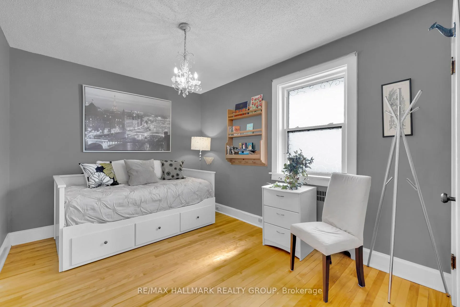 Photo 27 of 1 Iona Street, Ottawa, Ottawa West — HOMEH