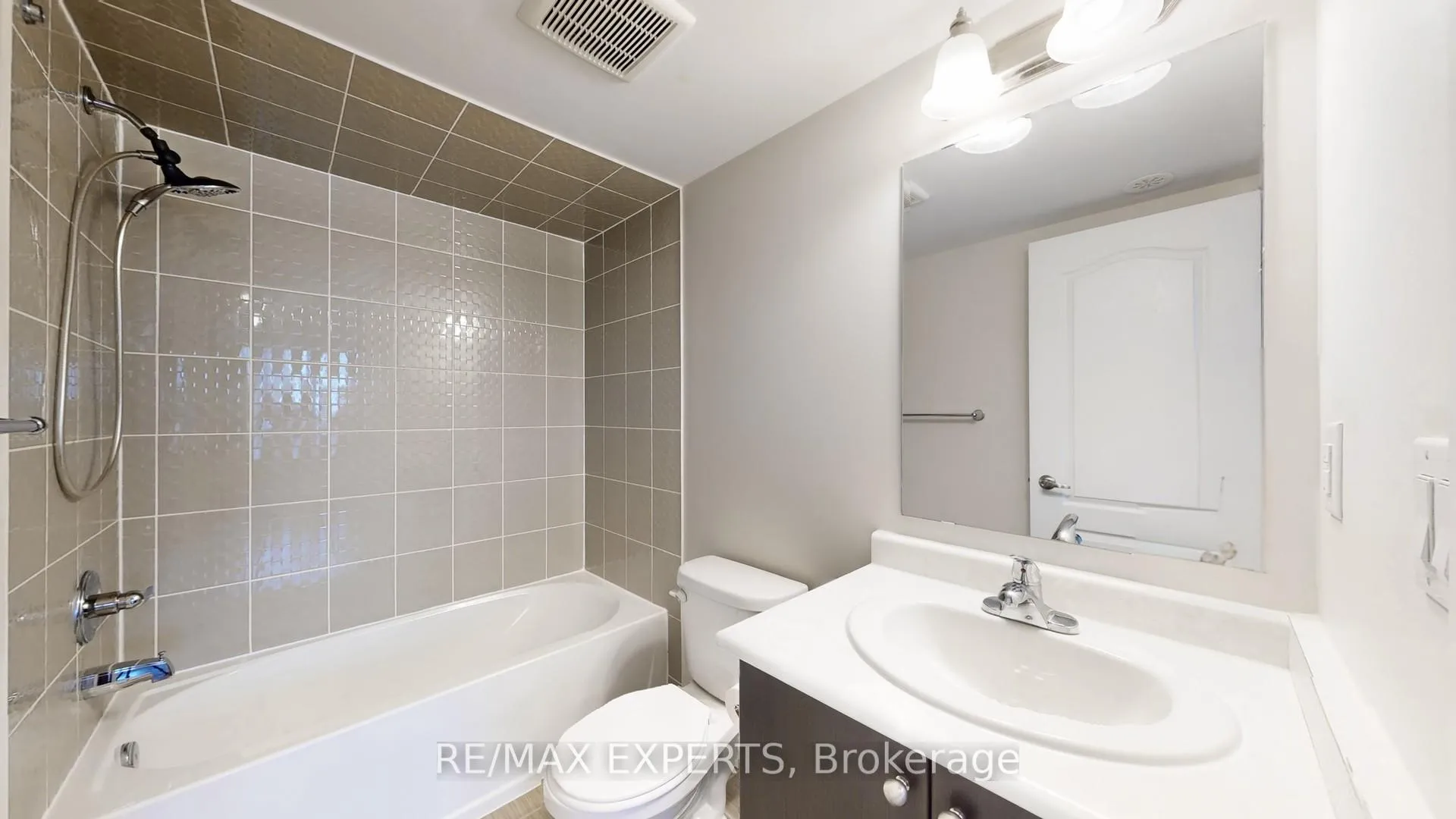 Photo 6 of Unit 2208, 10 Westmeath Lane, Markham, Cornell — HOMEH
