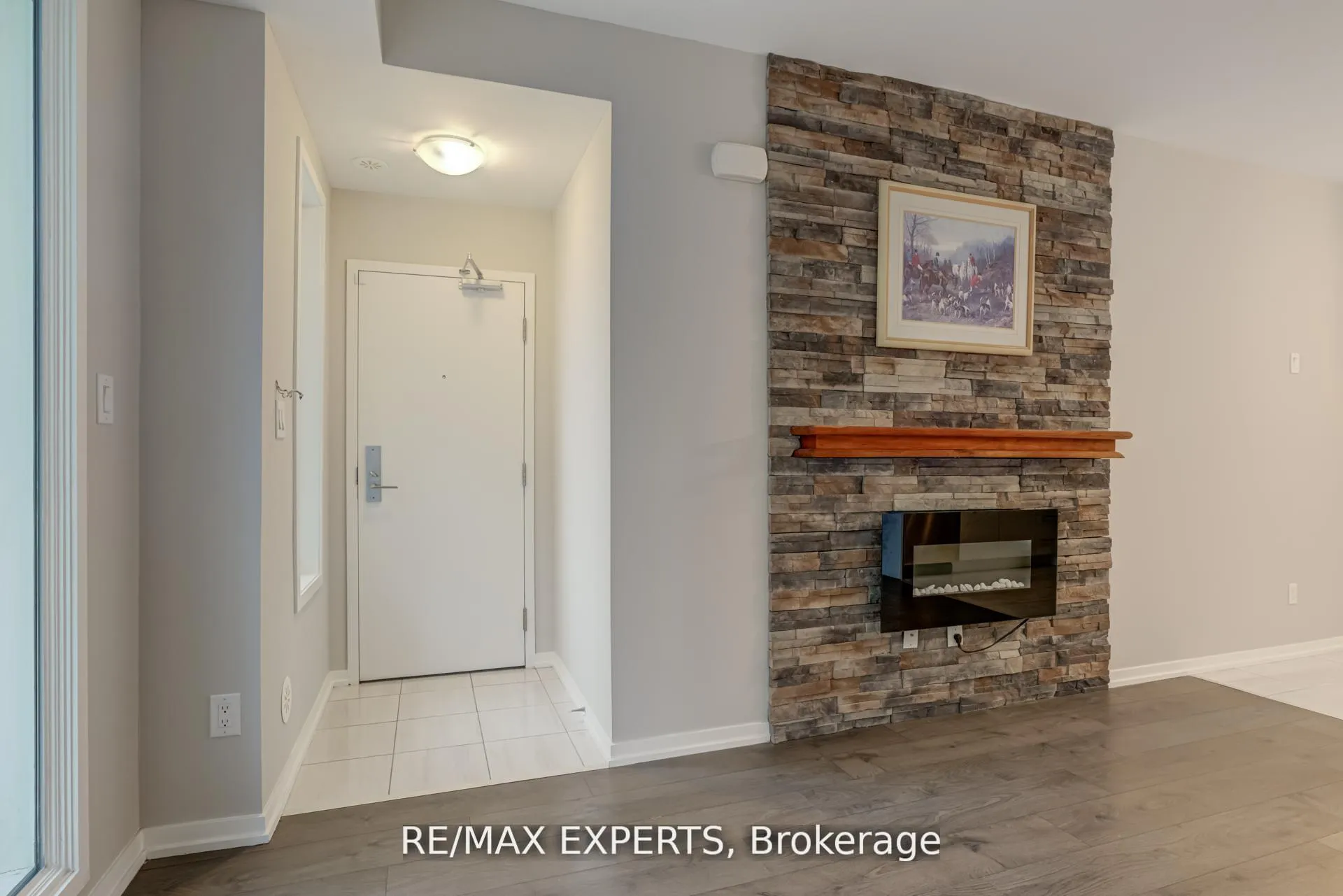 Photo 7 of Unit D07, 26 Bruce Street, Vaughan, East Woodbridge — HOMEH