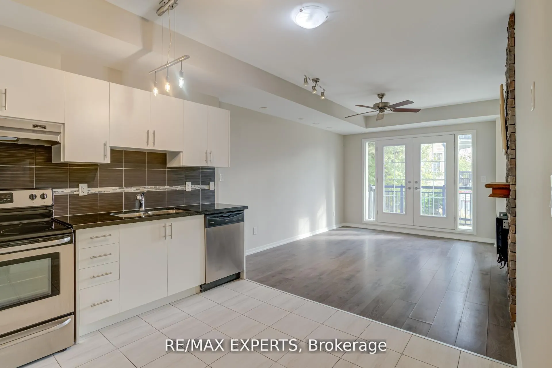 Photo 18 of Unit D07, 26 Bruce Street, Vaughan, East Woodbridge — HOMEH