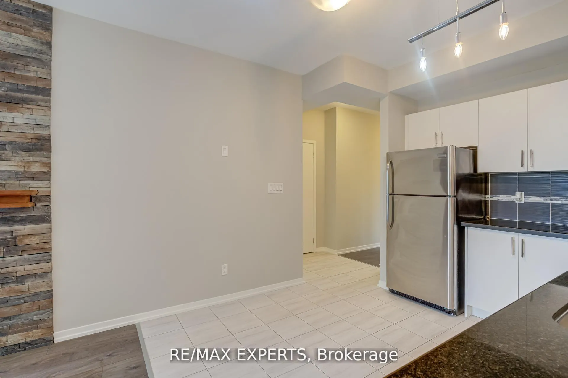 Photo 21 of Unit D07, 26 Bruce Street, Vaughan, East Woodbridge — HOMEH