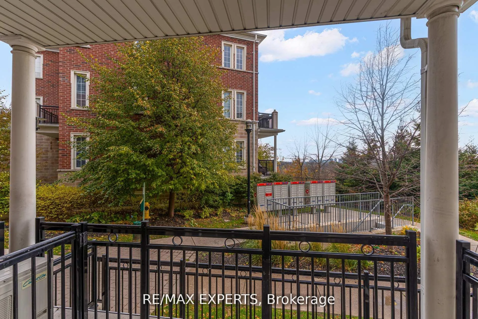 Photo 33 of Unit D07, 26 Bruce Street, Vaughan, East Woodbridge — HOMEH