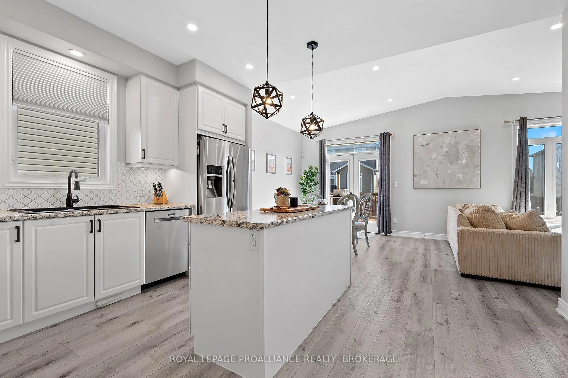 Photo 6 of 1556 Albany Drive, Kingston, City Northwest — HOMEH