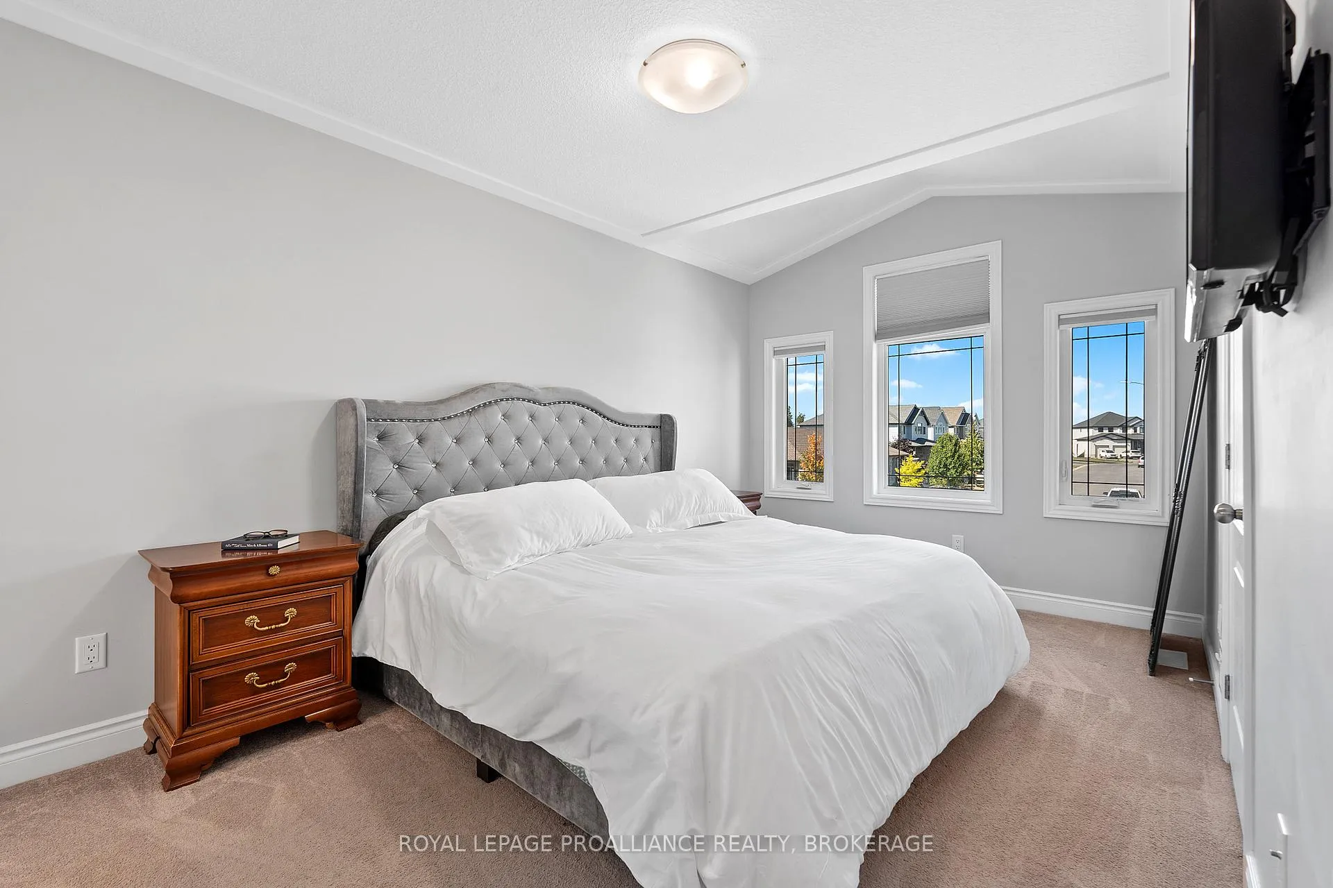 Photo 23 of 1556 Albany Drive, Kingston, City Northwest — HOMEH