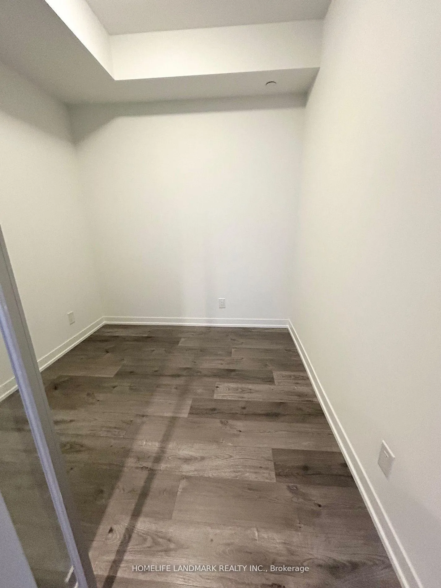 Photo 6 of Unit 801, 285 Dufferin Street, Toronto, South Parkdale — HOMEH
