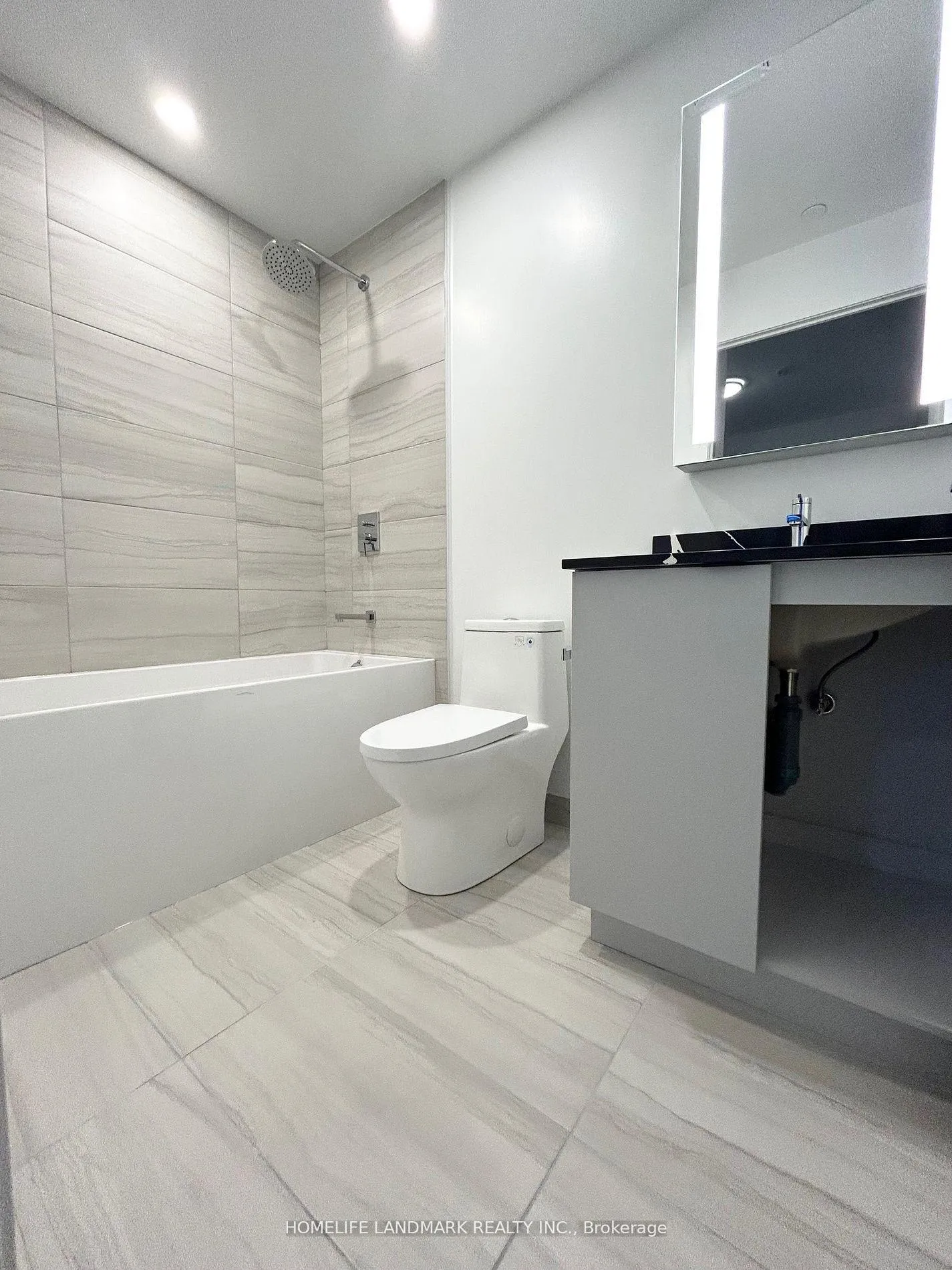 Photo 7 of Unit 801, 285 Dufferin Street, Toronto, South Parkdale — HOMEH