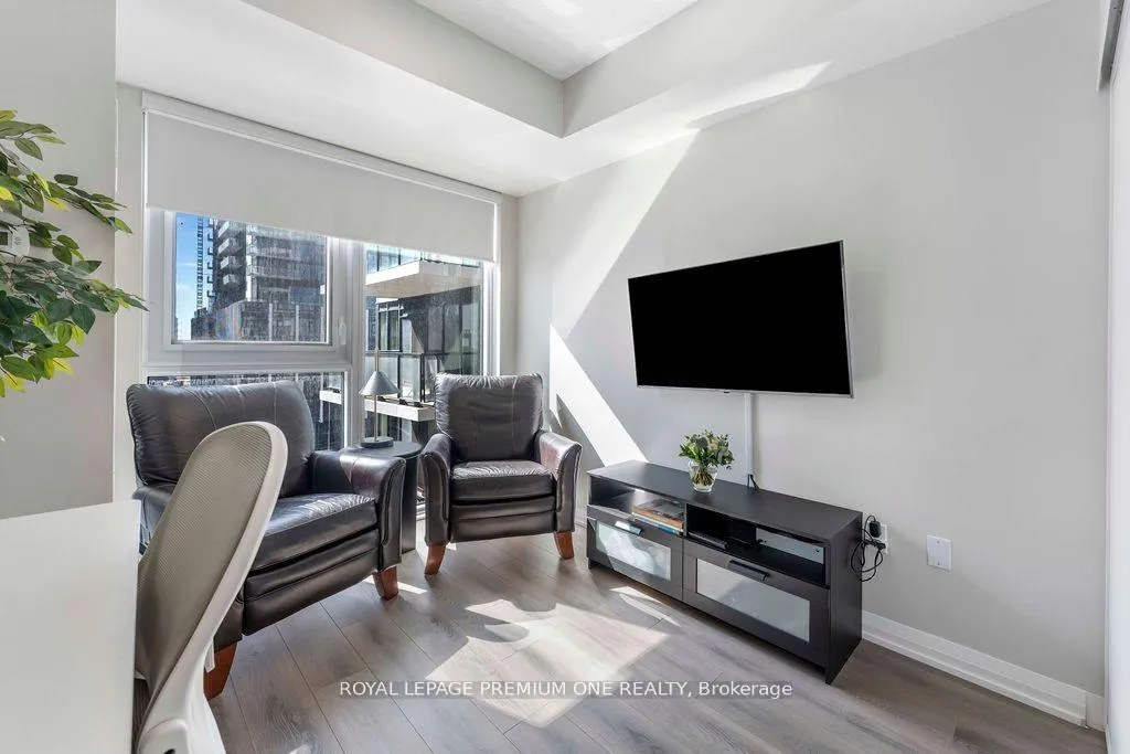 Photo 16 of Unit 511, 9000 Jane Street, Vaughan, Concord — HOMEH