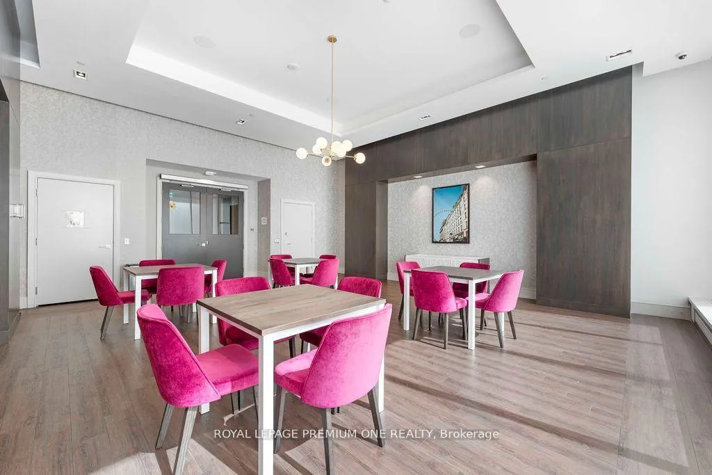 Photo 32 of Unit 511, 9000 Jane Street, Vaughan, Concord — HOMEH