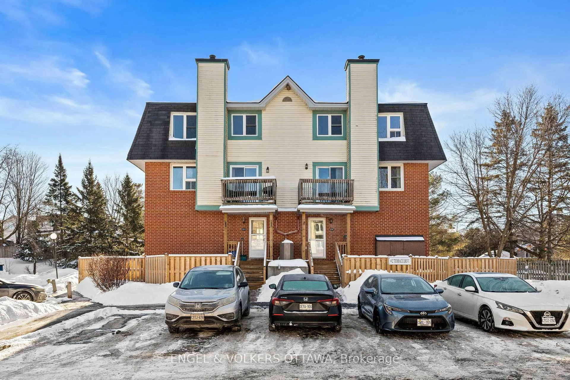 Photo 3 of Unit 212, 12 Terrace Drive, Ottawa, Westcliffe Estates — HOMEH