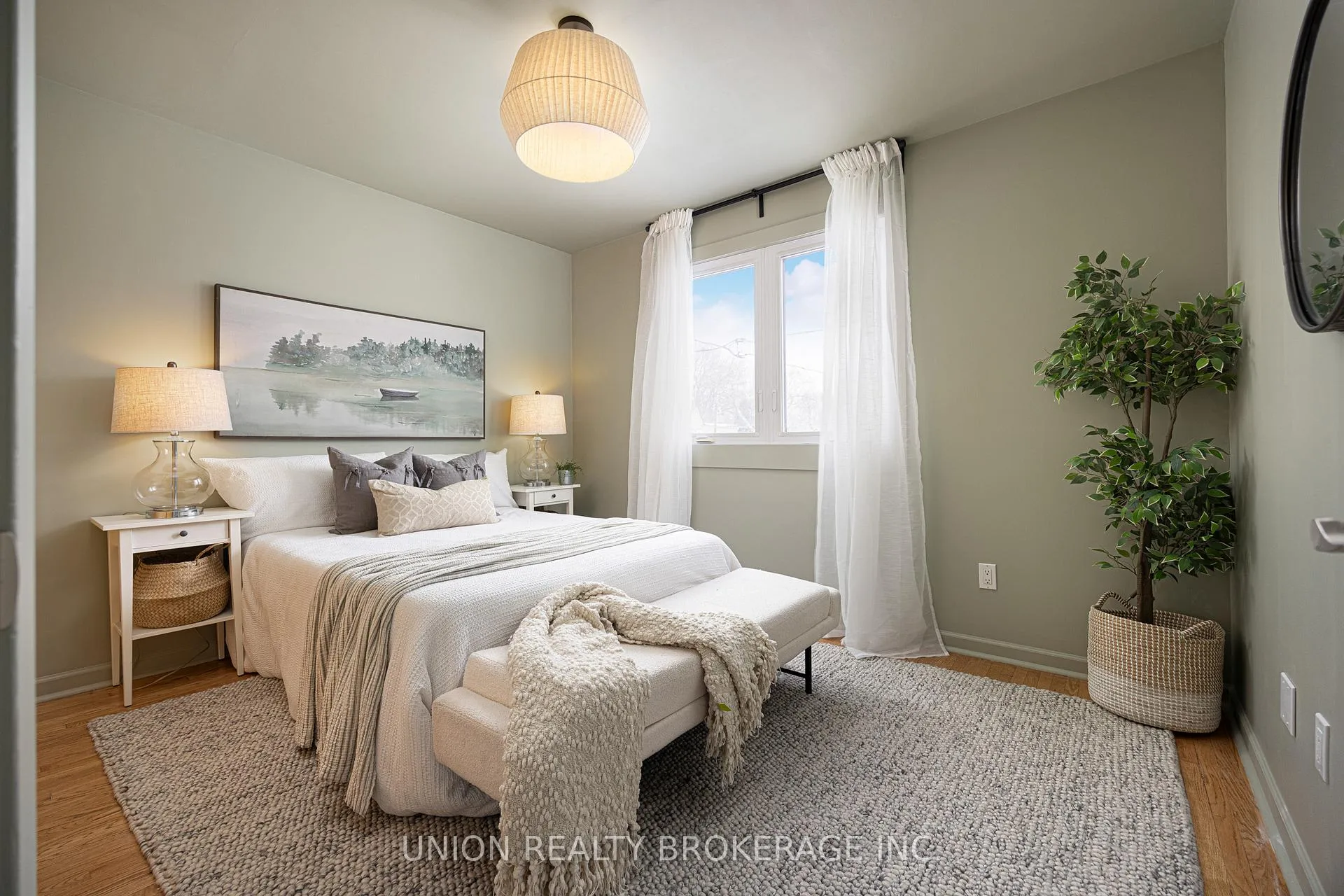 Photo 15 of 37 Bastedo Avenue, Toronto, Woodbine Corridor — HOMEH