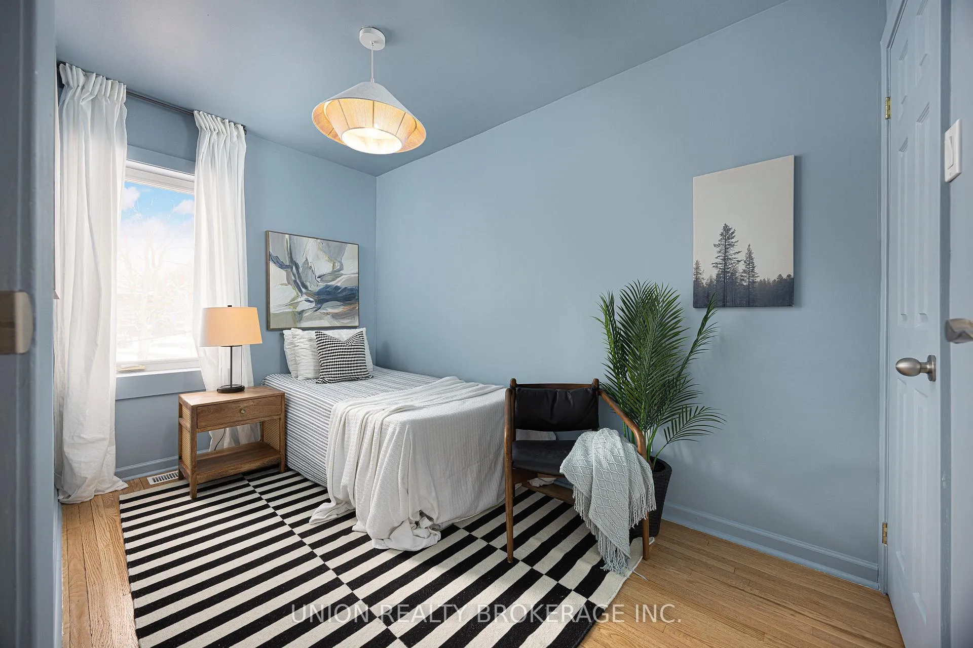 Photo 18 of 37 Bastedo Avenue, Toronto, Woodbine Corridor — HOMEH