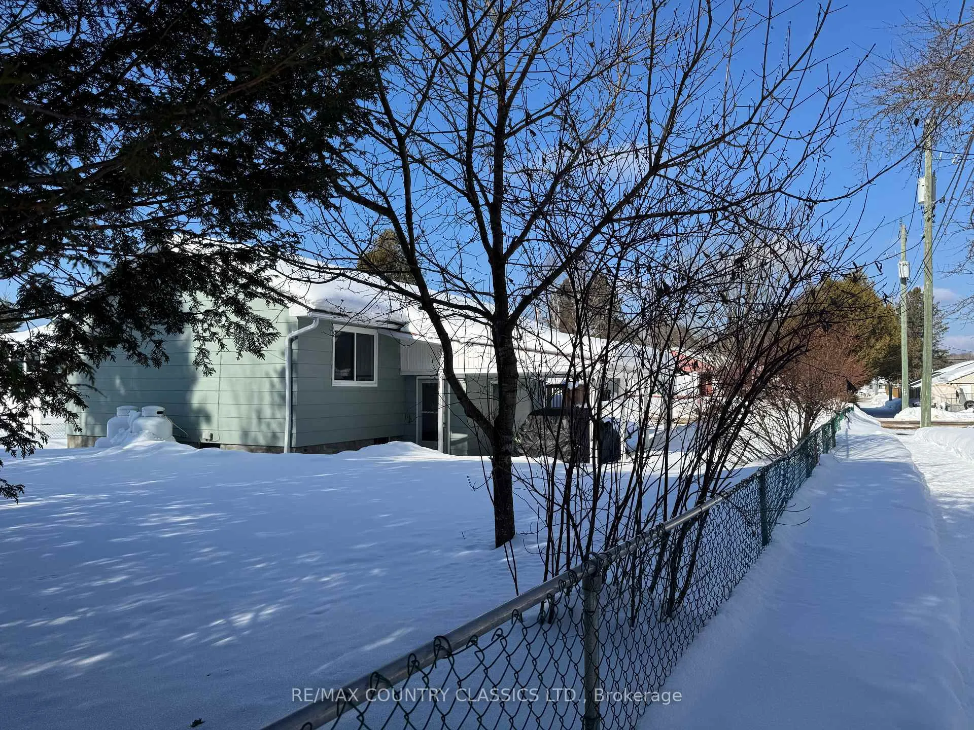 Photo 32 of 29 Hemlock Street, Highlands East, Bicroft Ward — HOMEH