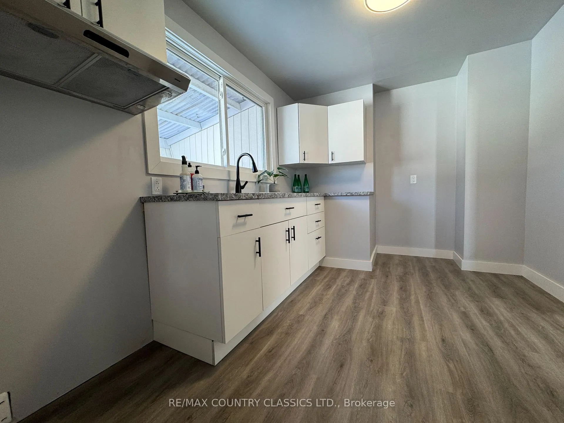 Photo 2 of 29 Hemlock Street, Highlands East, Bicroft Ward — HOMEH