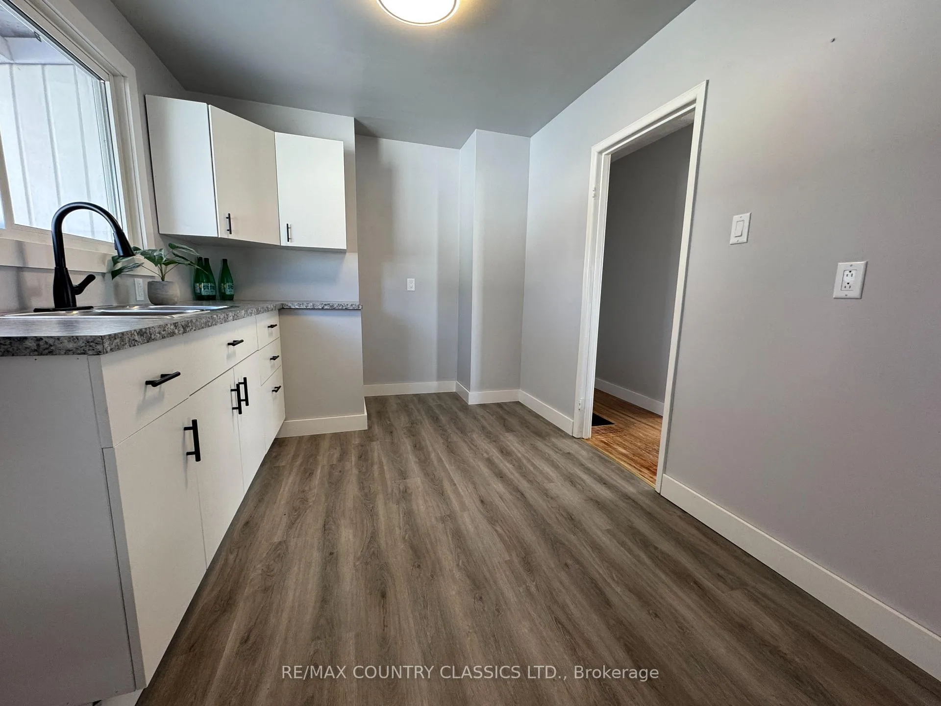 Photo 3 of 29 Hemlock Street, Highlands East, Bicroft Ward — HOMEH