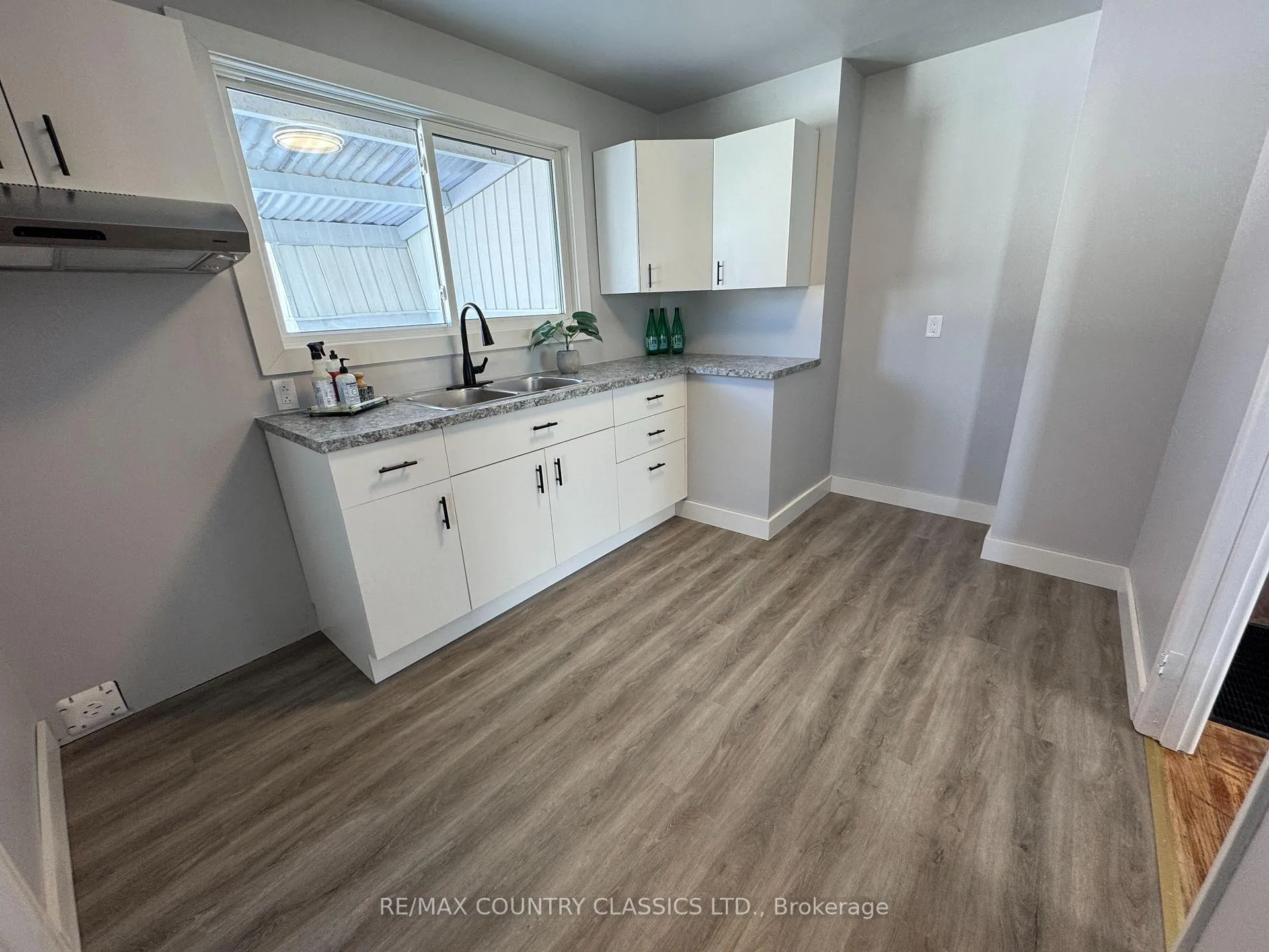 Photo 5 of 29 Hemlock Street, Highlands East, Bicroft Ward — HOMEH