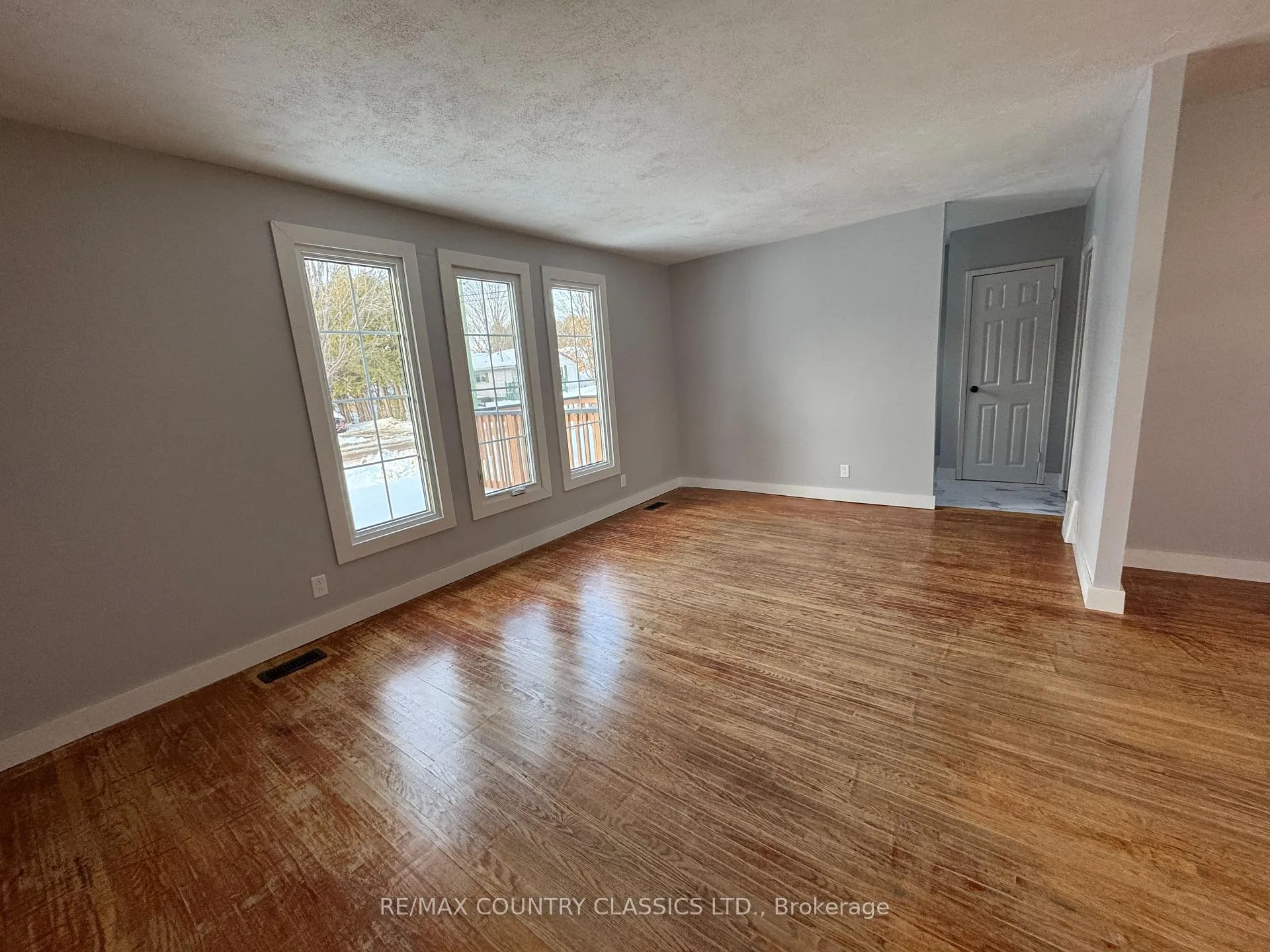 Photo 8 of 29 Hemlock Street, Highlands East, Bicroft Ward — HOMEH