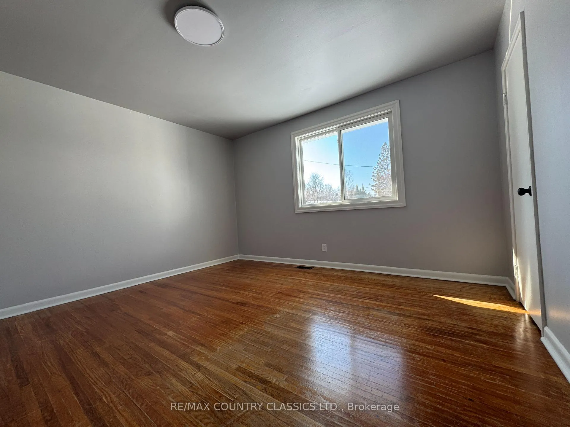 Photo 16 of 29 Hemlock Street, Highlands East, Bicroft Ward — HOMEH