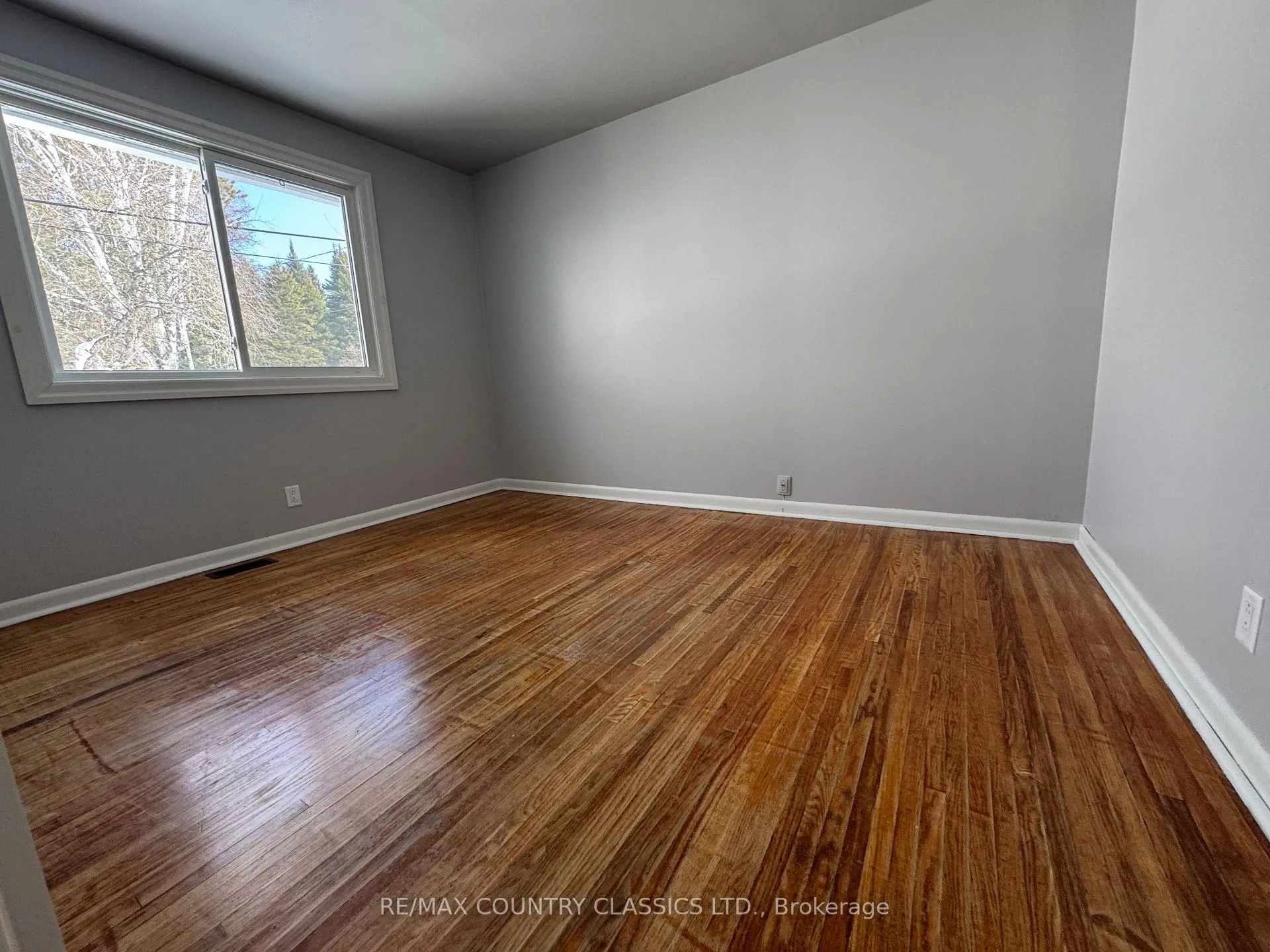 Photo 18 of 29 Hemlock Street, Highlands East, Bicroft Ward — HOMEH