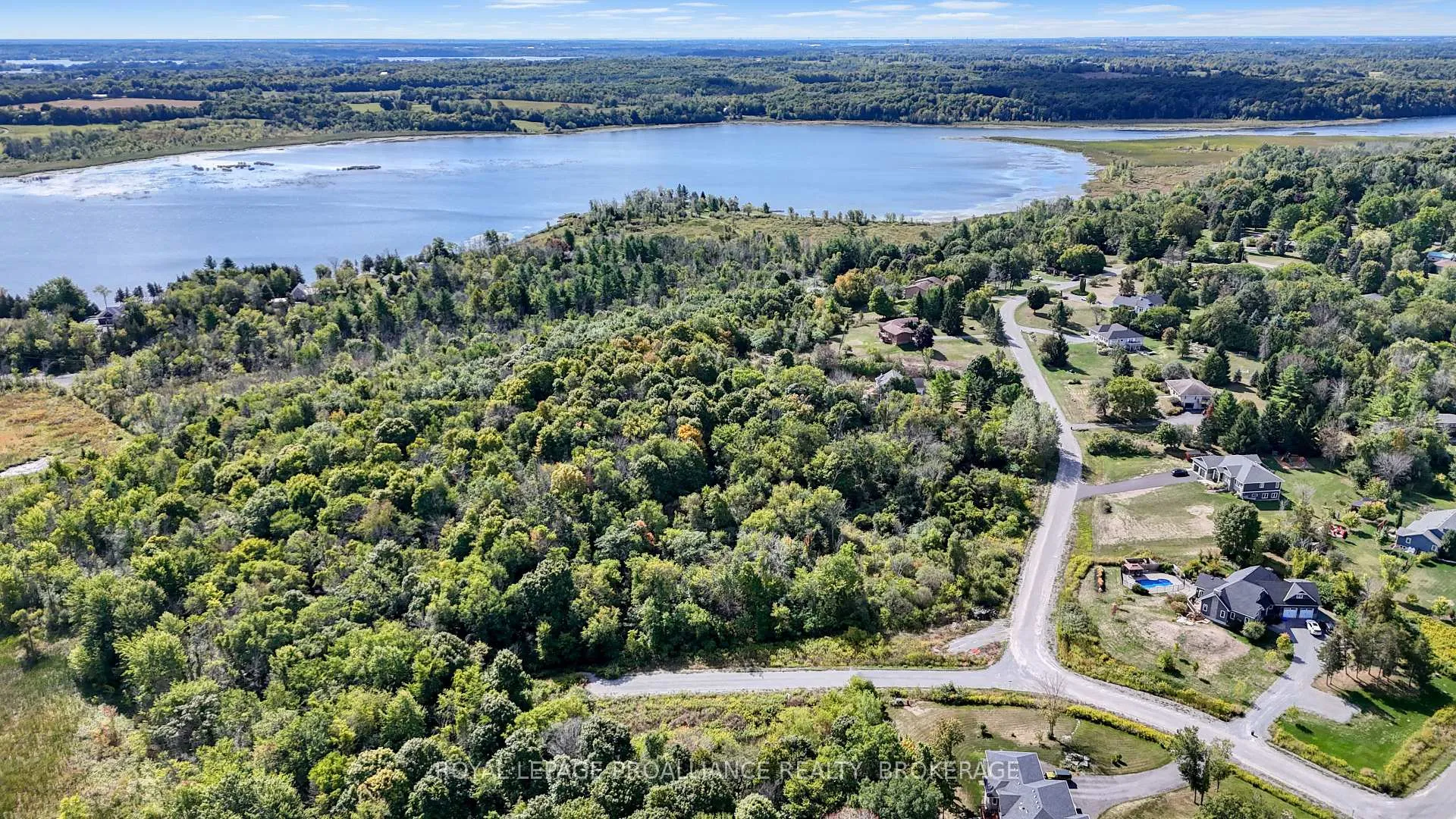 Photo 7 of 53 Linea Drive, Frontenac, Frontenac South — HOMEH