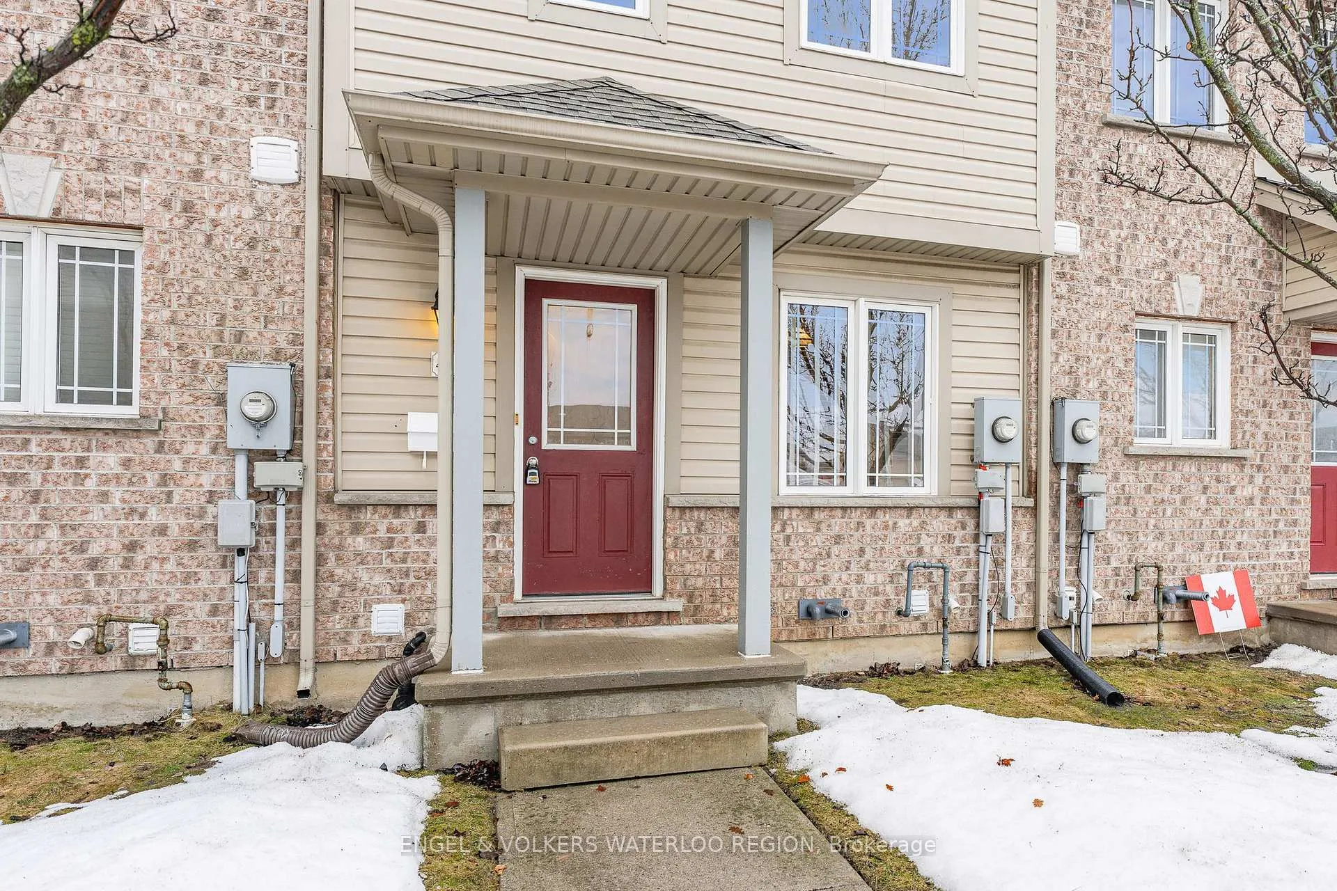 Photo 5 of Unit 49, 535 Windflower Crescent, Kitchener — HOMEH