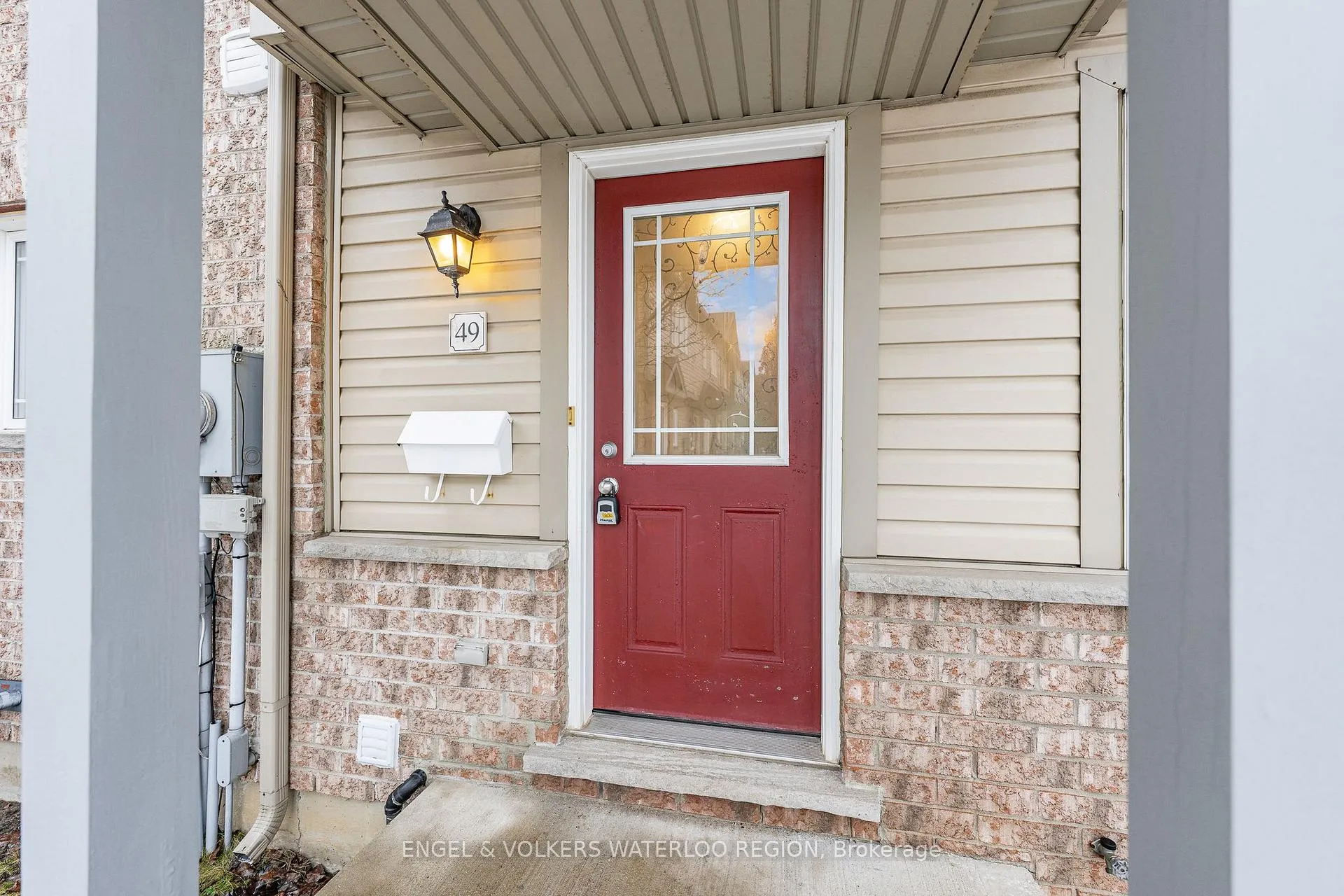 Photo 6 of Unit 49, 535 Windflower Crescent, Kitchener — HOMEH