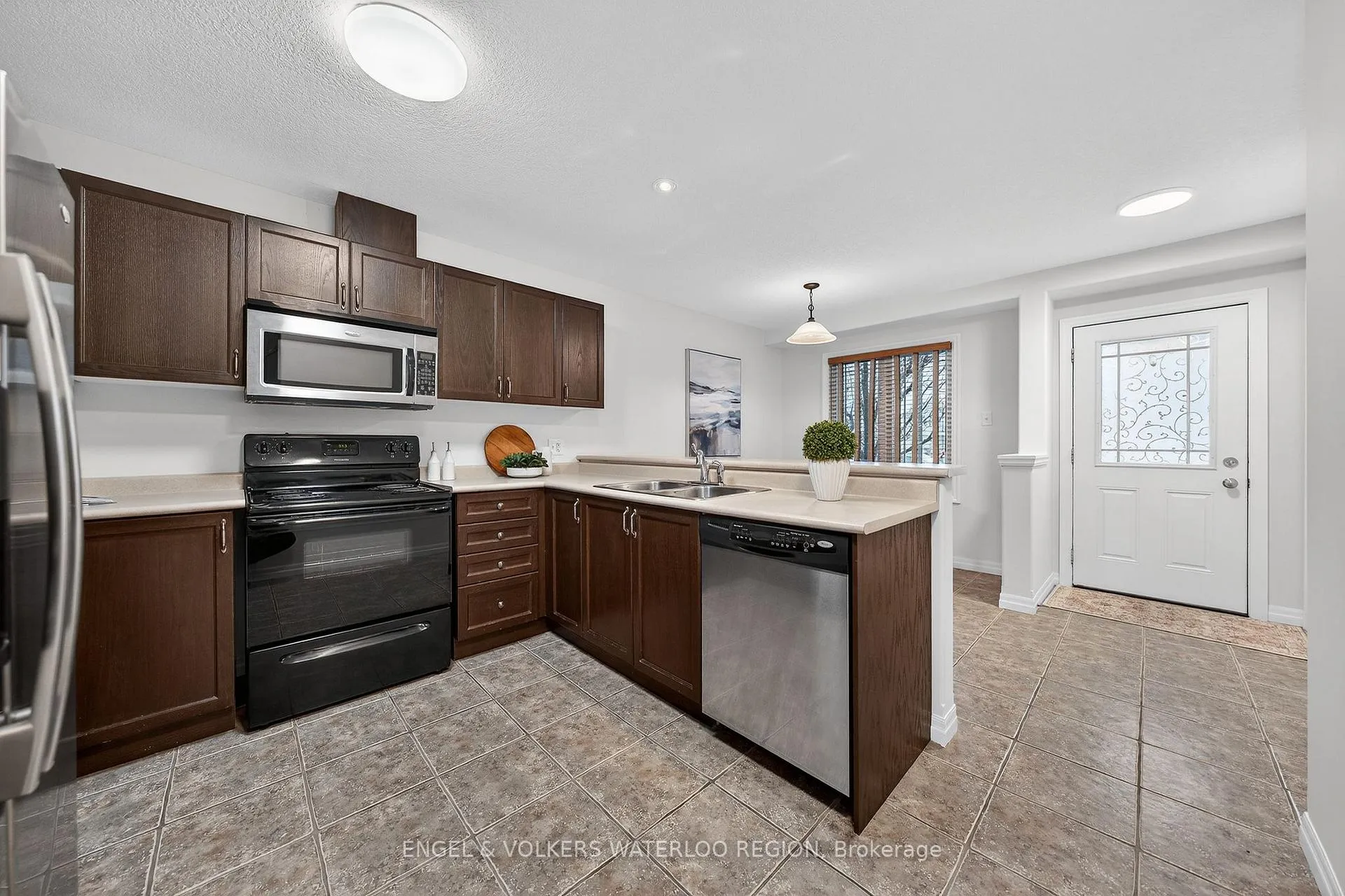 Photo 17 of Unit 49, 535 Windflower Crescent, Kitchener — HOMEH