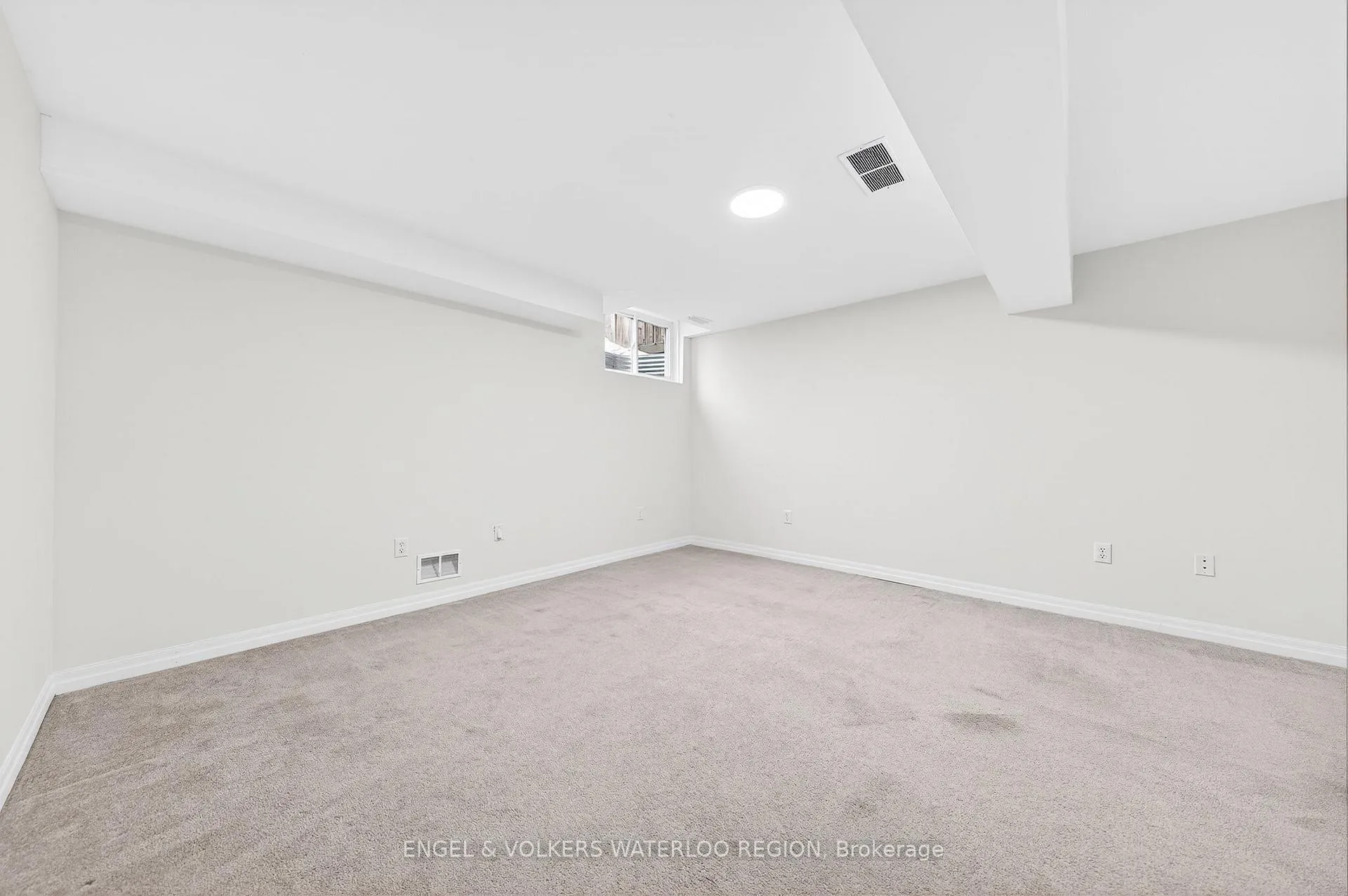Photo 31 of Unit 49, 535 Windflower Crescent, Kitchener — HOMEH