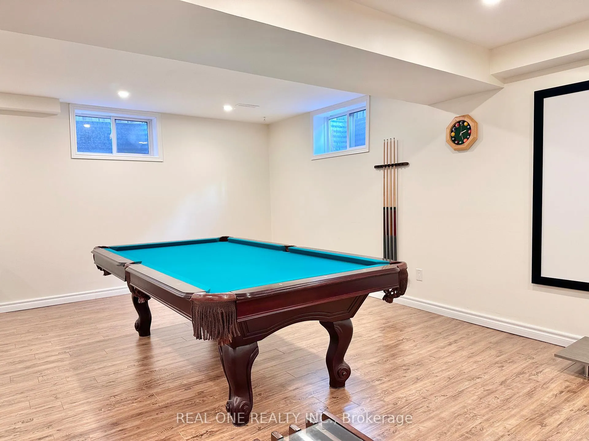 Photo 3 of Unit Basemt, 183 Carlton Road, Markham, Unionville — HOMEH