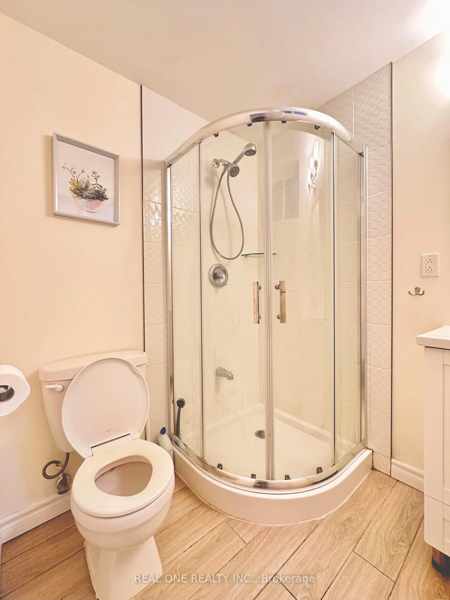 Photo 10 of Unit Basemt, 183 Carlton Road, Markham, Unionville — HOMEH