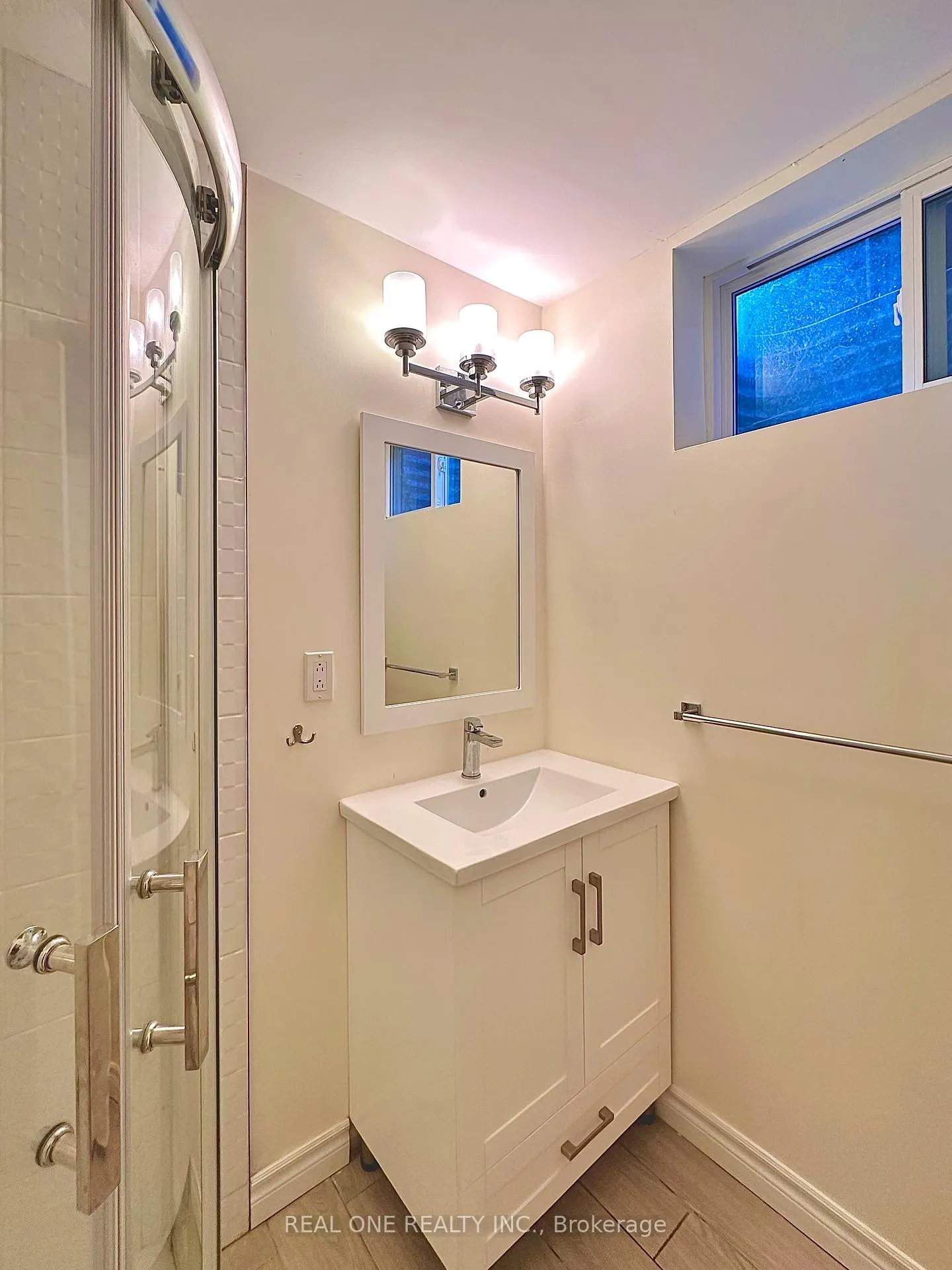 Photo 11 of Unit Basemt, 183 Carlton Road, Markham, Unionville — HOMEH