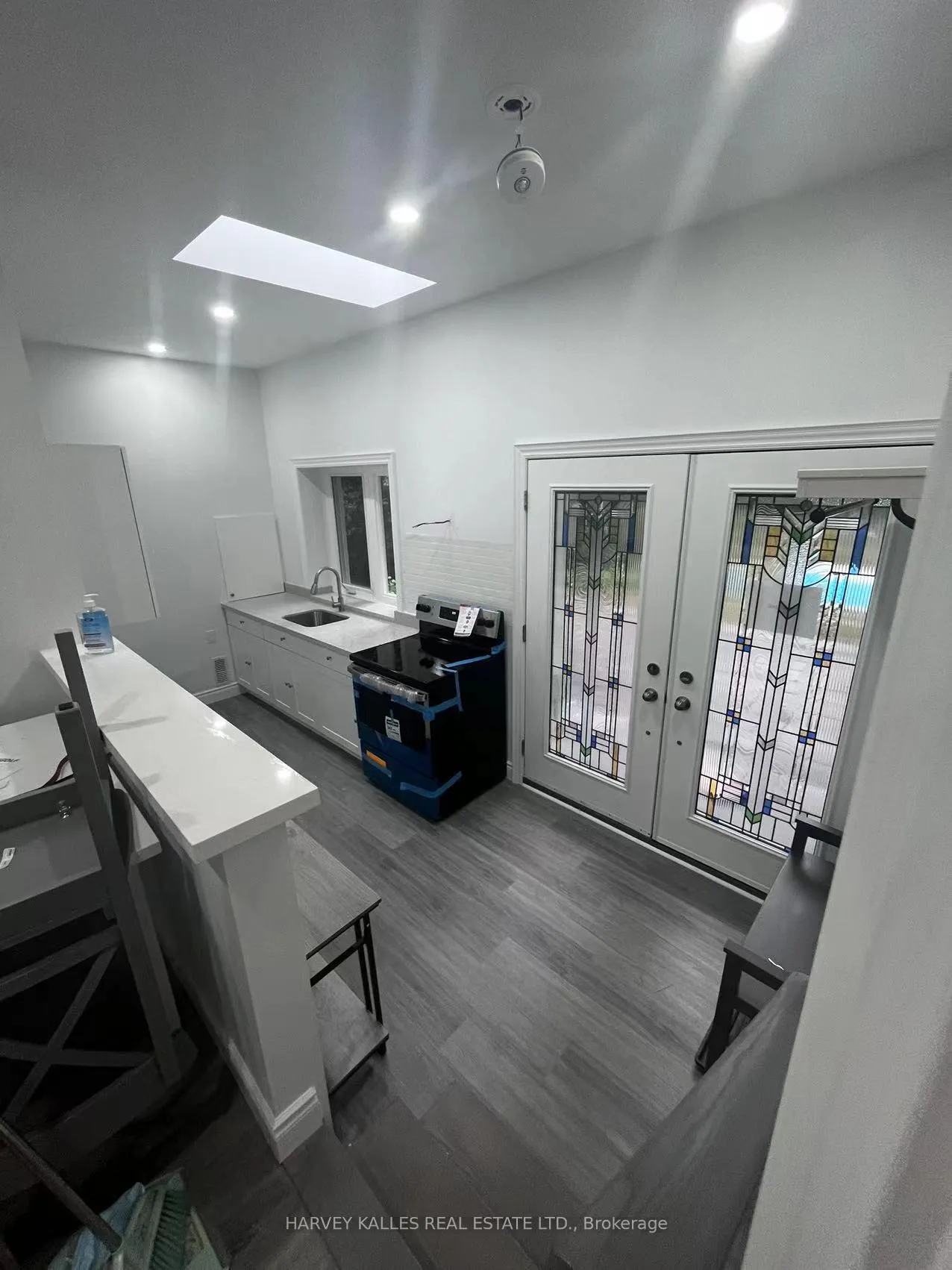 Photo 3 of Unit Rear, 59 Hemingway Crescent, Markham, Unionville — HOMEH