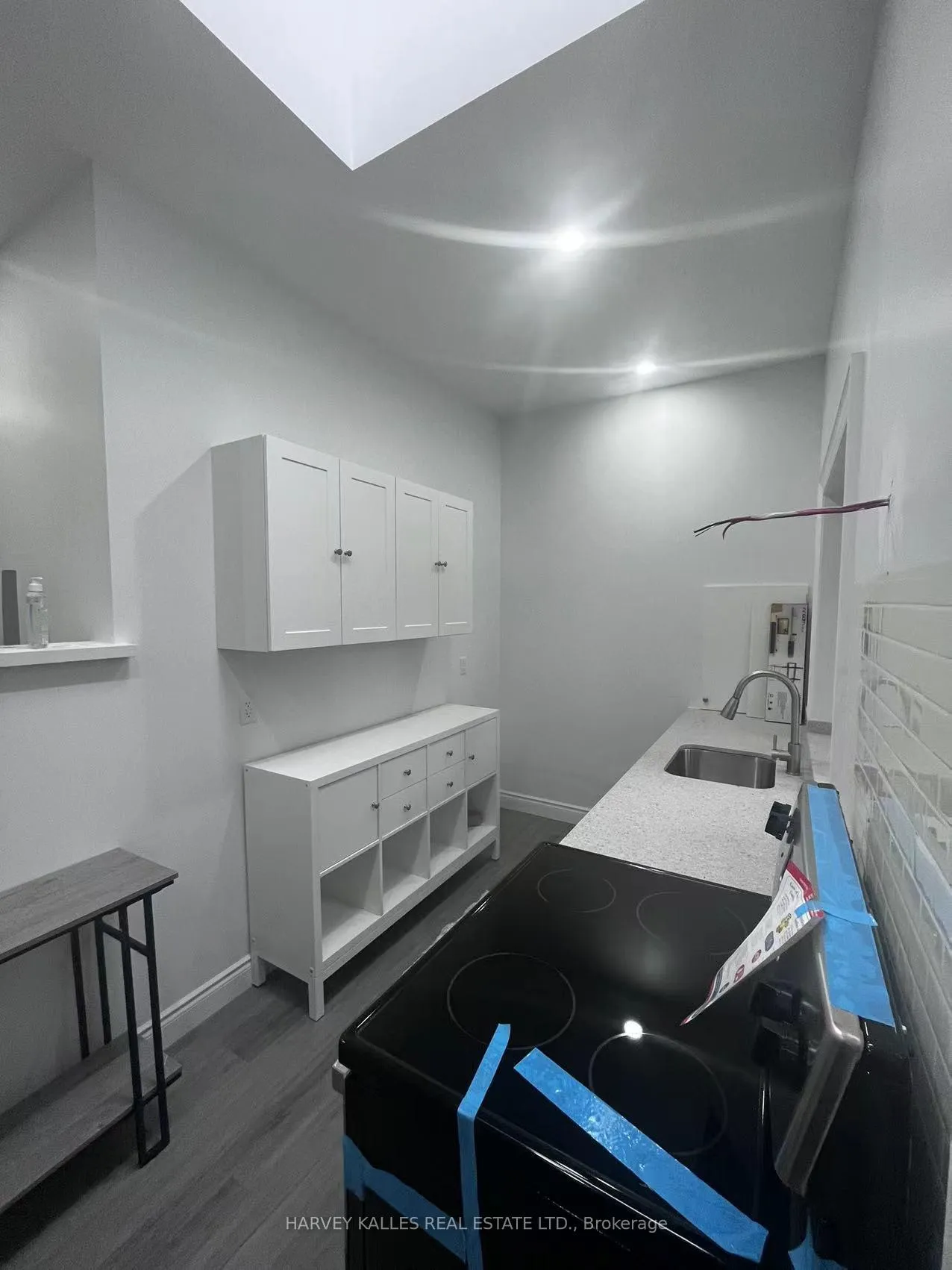 Photo 4 of Unit Rear, 59 Hemingway Crescent, Markham, Unionville — HOMEH
