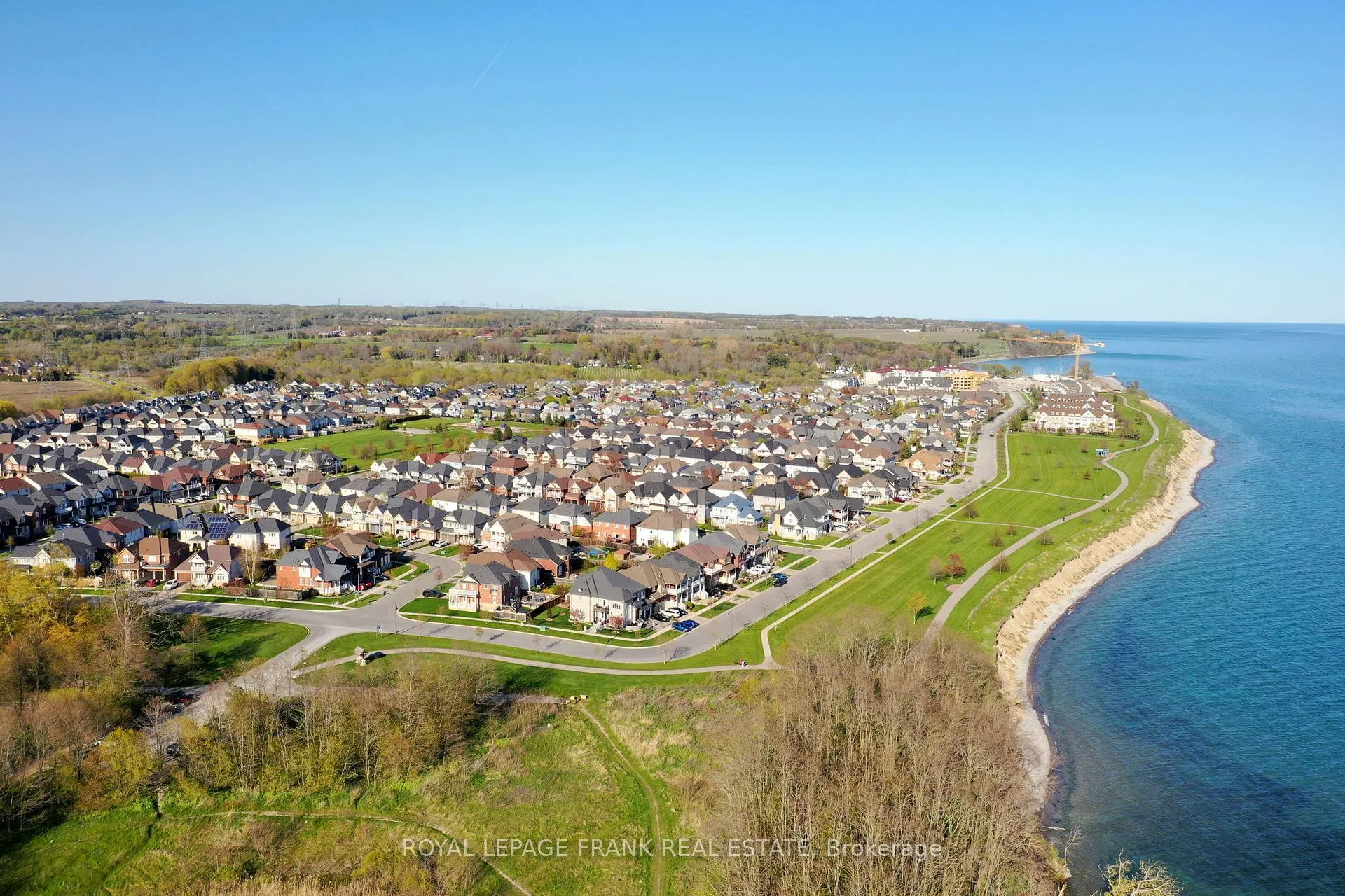Photo 18 of Unit 216, 50 Lakebreeze Drive, Clarington, Newcastle — HOMEH
