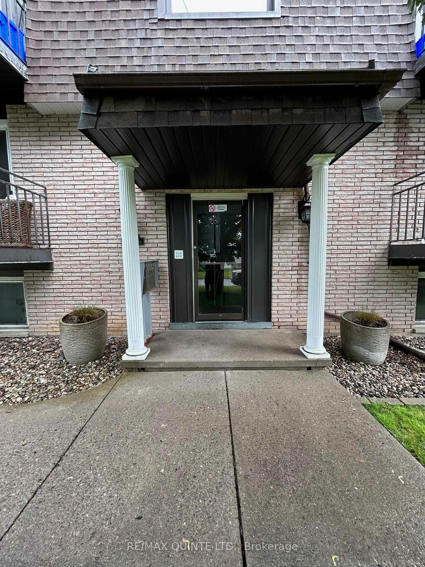 Photo 2 of Unit 1, 29 McNichol Avenue, Quinte West, Trenton Ward — HOMEH