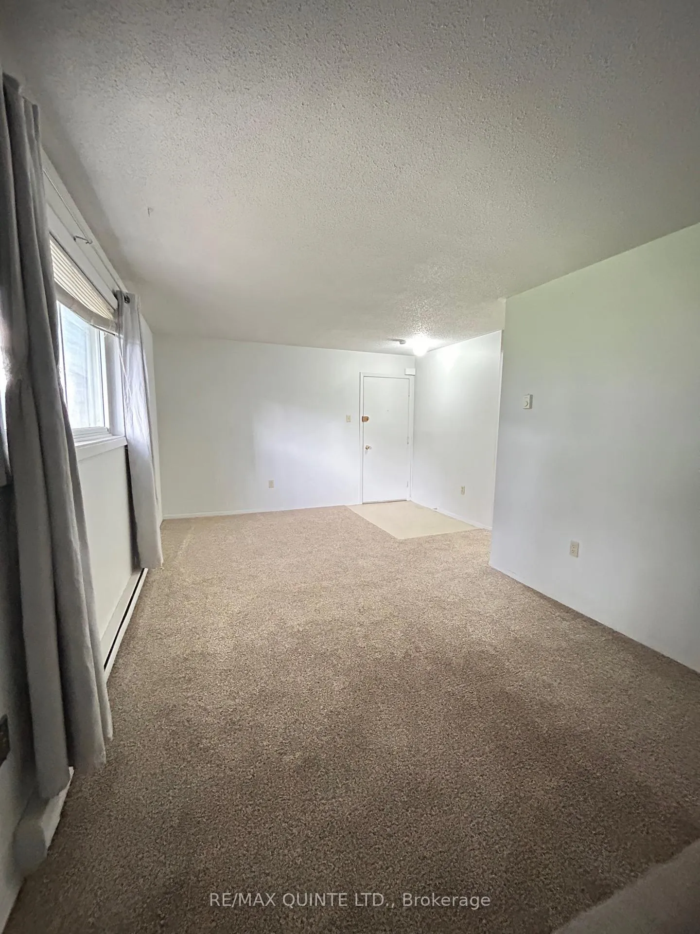 Photo 7 of Unit 1, 29 McNichol Avenue, Quinte West, Trenton Ward — HOMEH