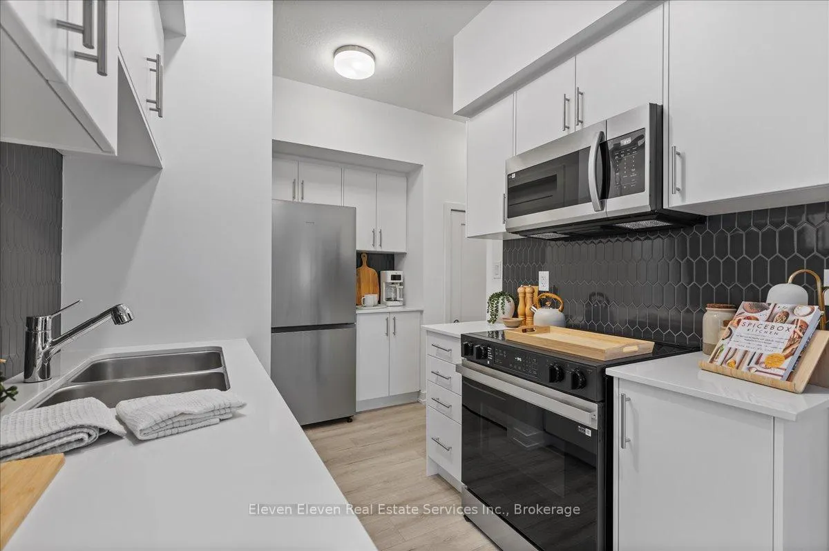 Photo 7 of Unit 37, 42 Lowes Road, Guelph, Clairfields/Hanlon Business Park — HOMEH