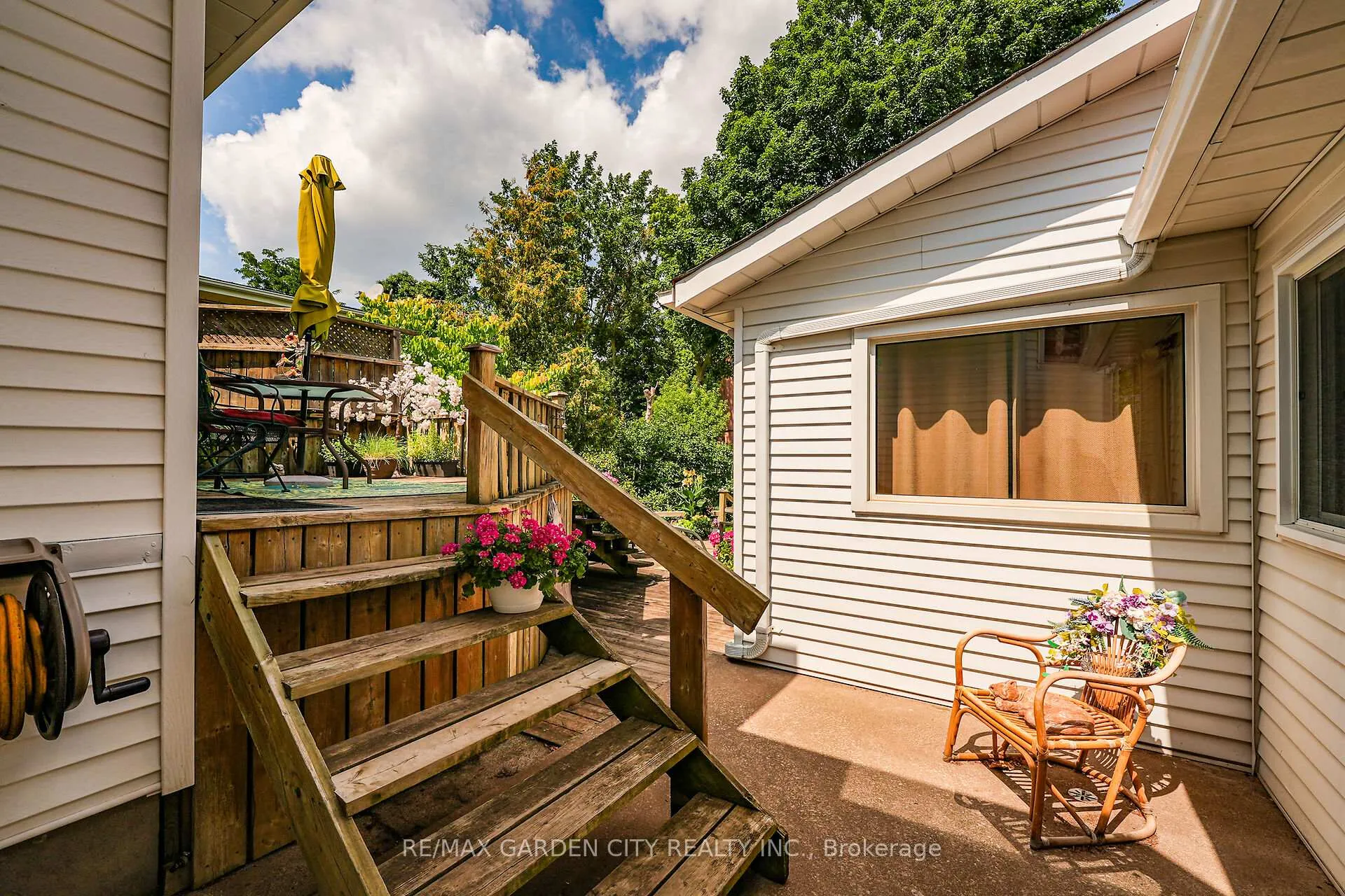 Photo 19 of 110 Livingston Avenue, Grimsby, Grimsby West — HOMEH
