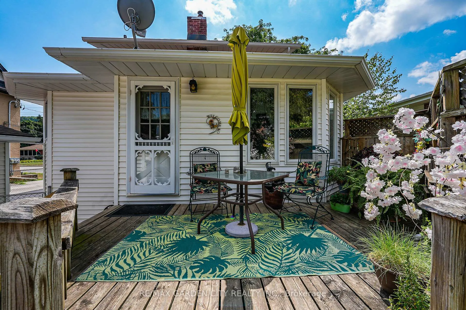 Photo 26 of 110 Livingston Avenue, Grimsby, Grimsby West — HOMEH