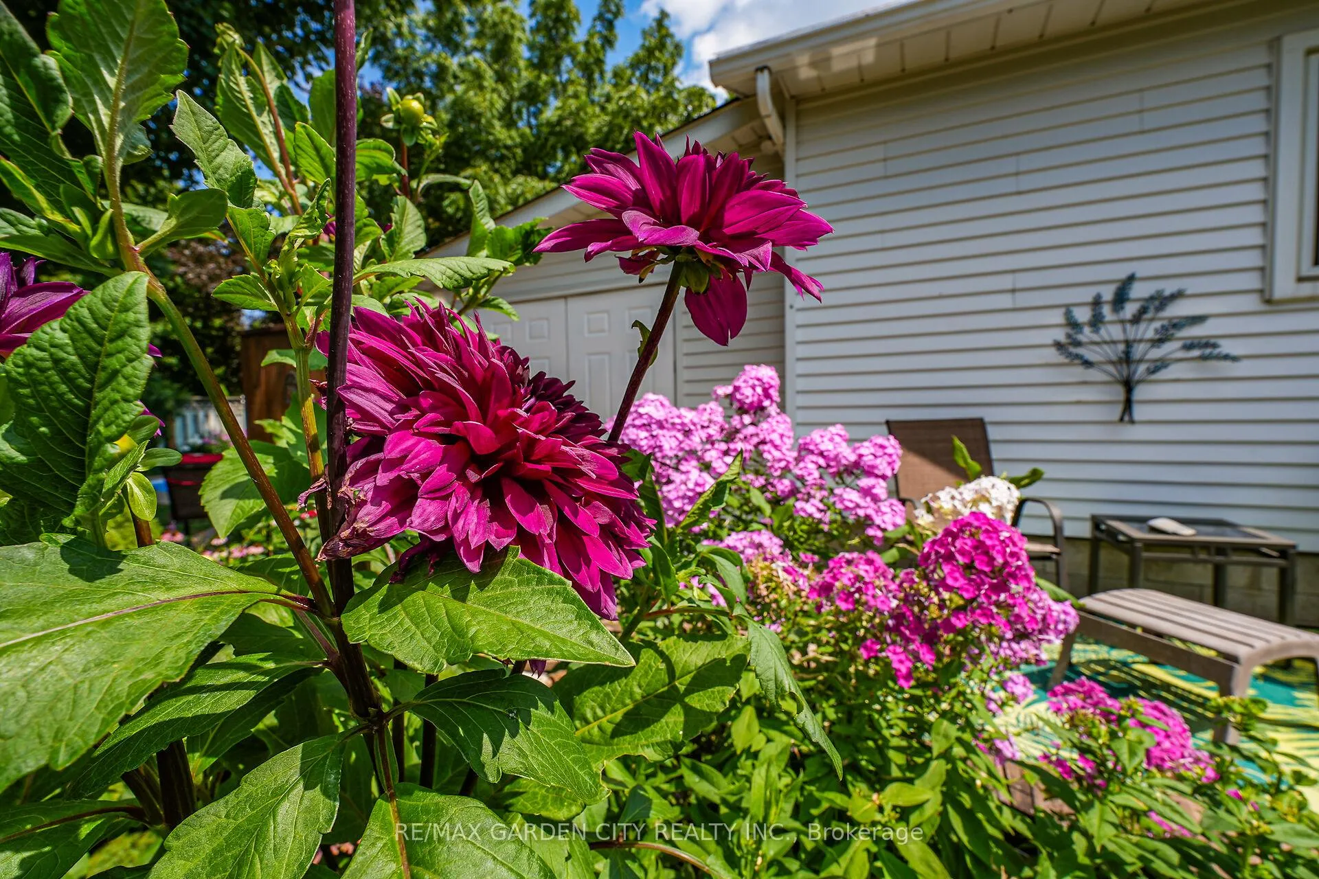 Photo 35 of 110 Livingston Avenue, Grimsby, Grimsby West — HOMEH