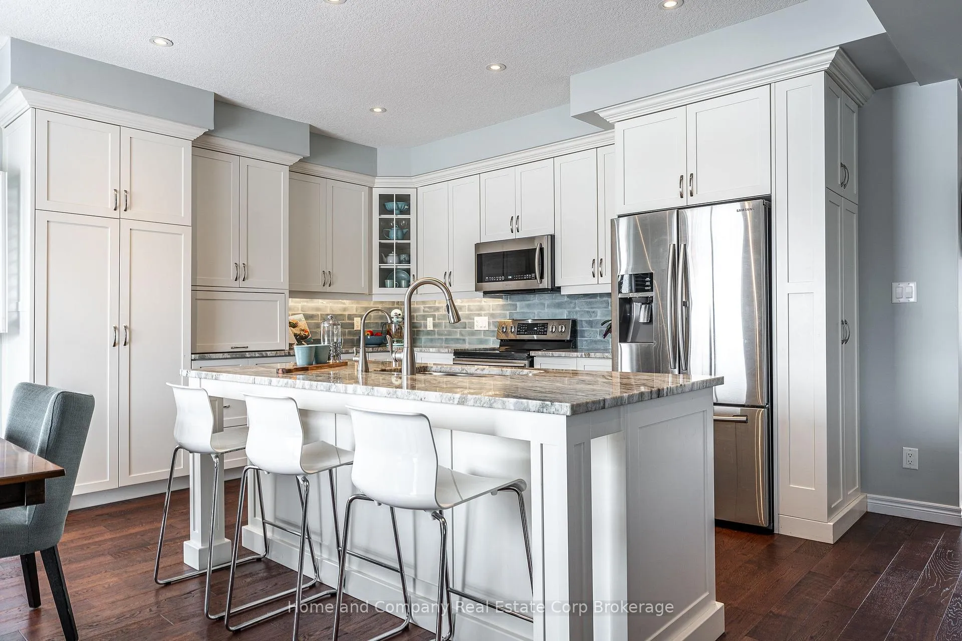 Photo 3 of 81 Thomas Street, Stratford — HOMEH