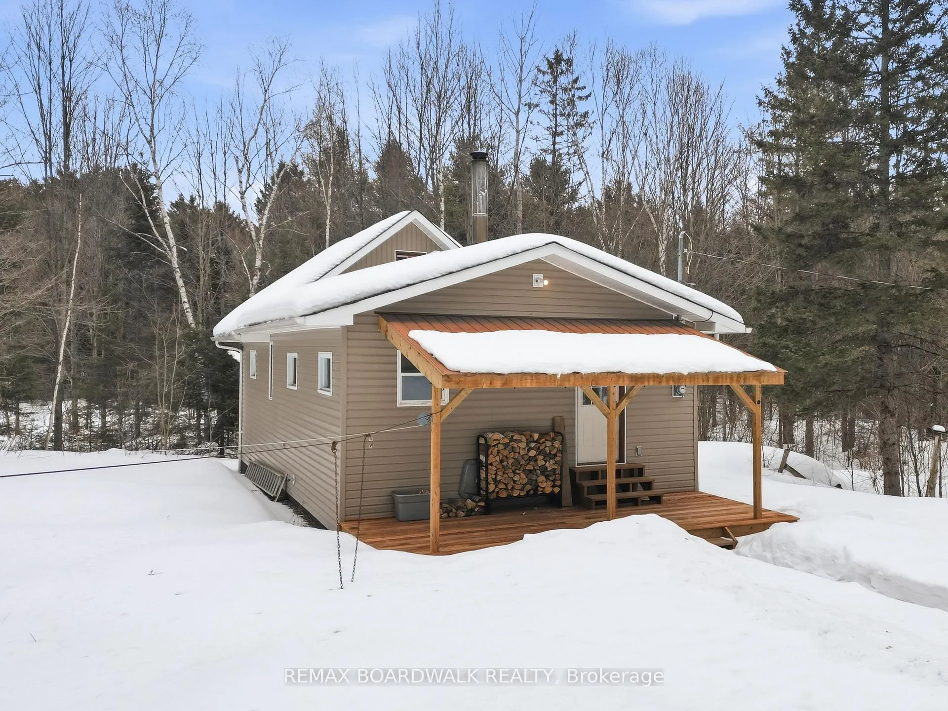 Front of 1826 Sugar Bush Way