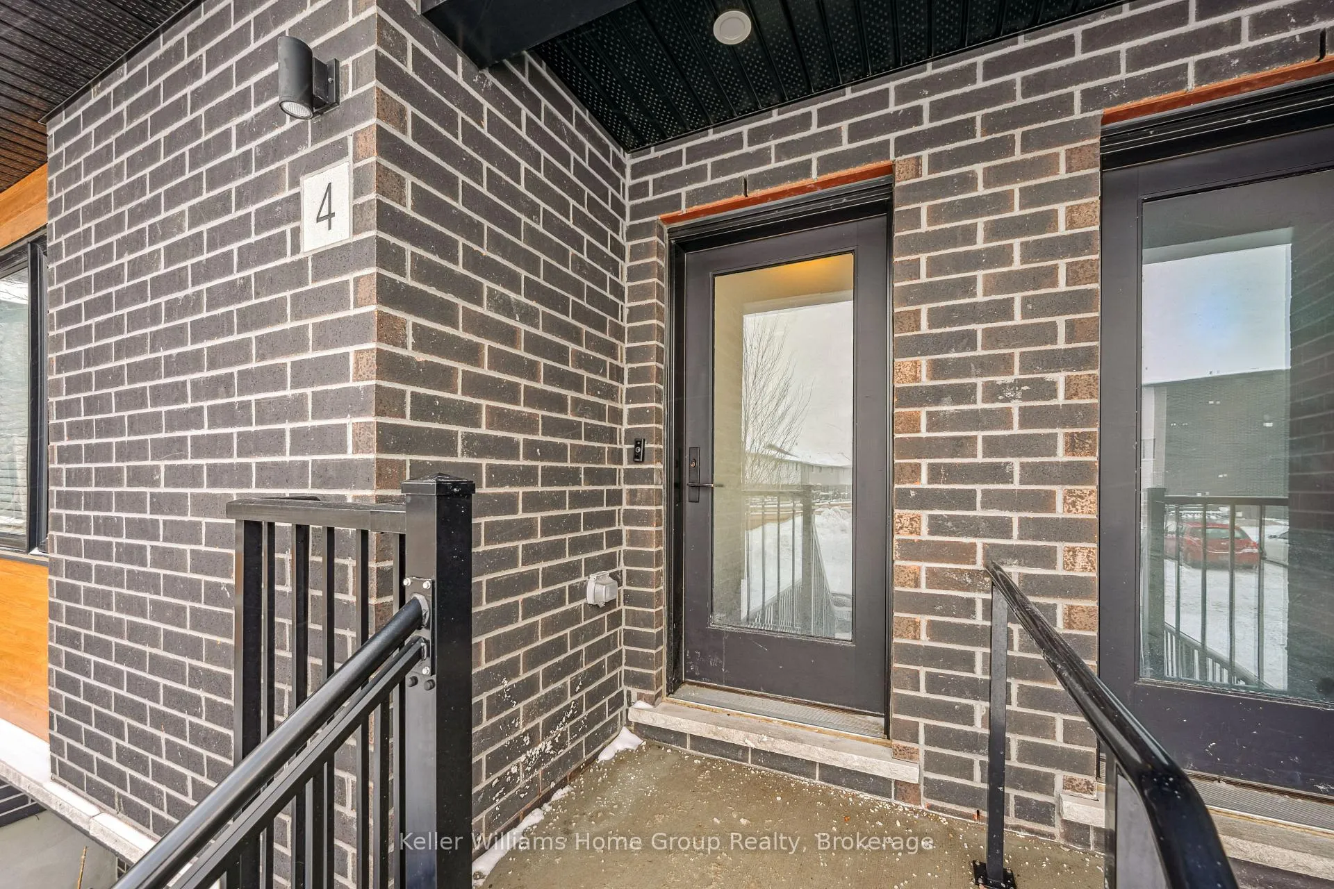Photo 3 of 4 Duggan Lane, Guelph, Clairfields/Hanlon Business Park — HOMEH