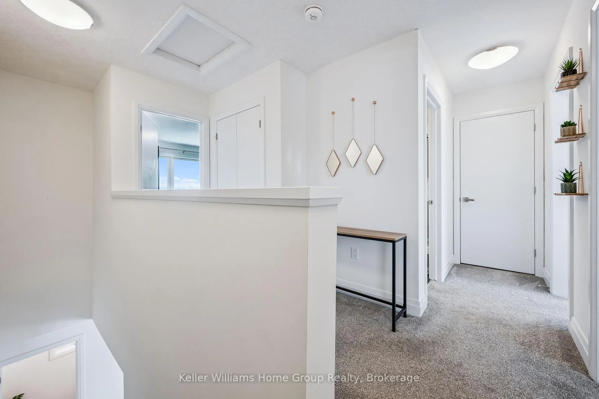 Photo 18 of 4 Duggan Lane, Guelph, Clairfields/Hanlon Business Park — HOMEH