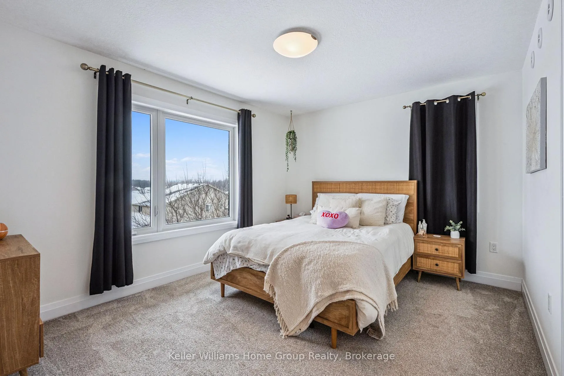 Photo 20 of 4 Duggan Lane, Guelph, Clairfields/Hanlon Business Park — HOMEH