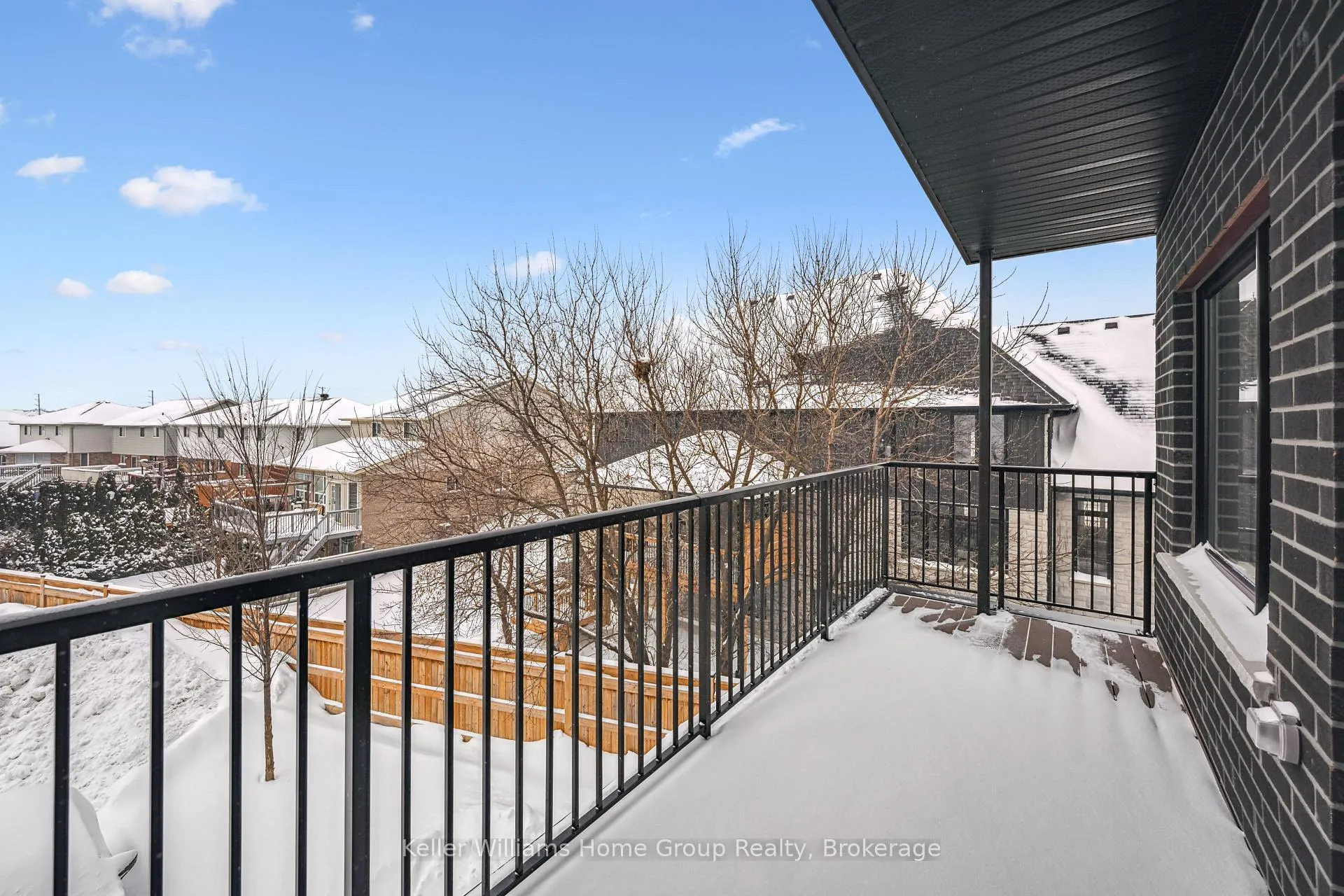 Photo 31 of 4 Duggan Lane, Guelph, Clairfields/Hanlon Business Park — HOMEH