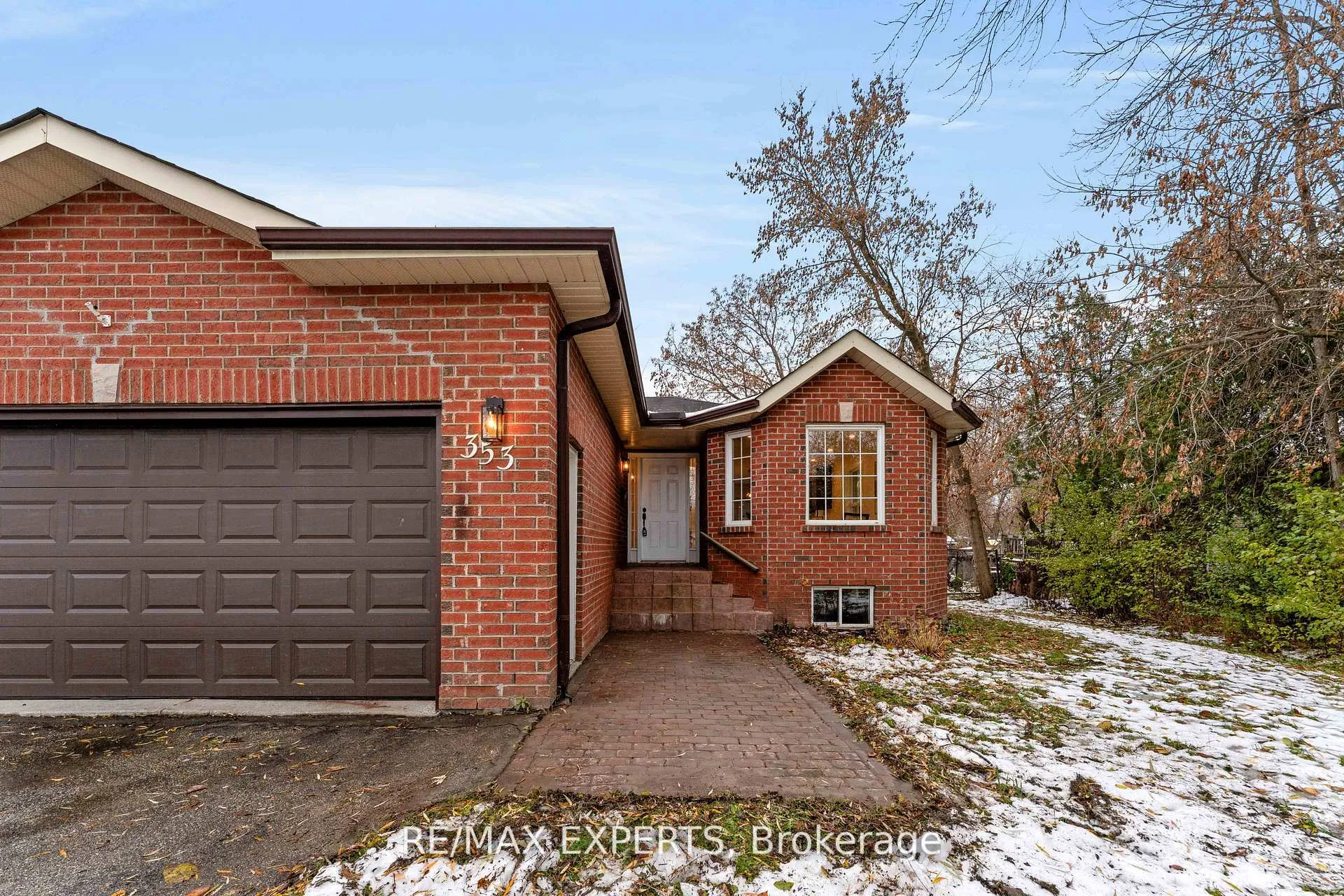 Photo 4 of 353 Walter Drive, Georgina, Keswick South — HOMEH