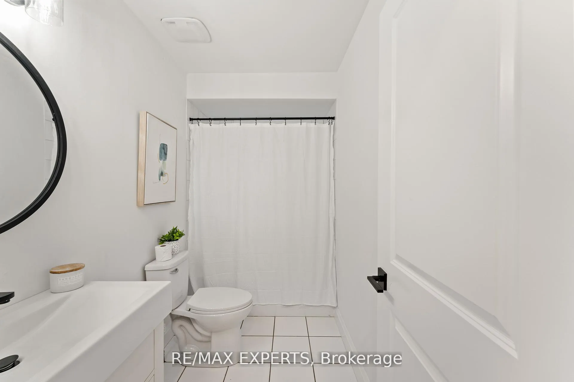 Photo 31 of 353 Walter Drive, Georgina, Keswick South — HOMEH
