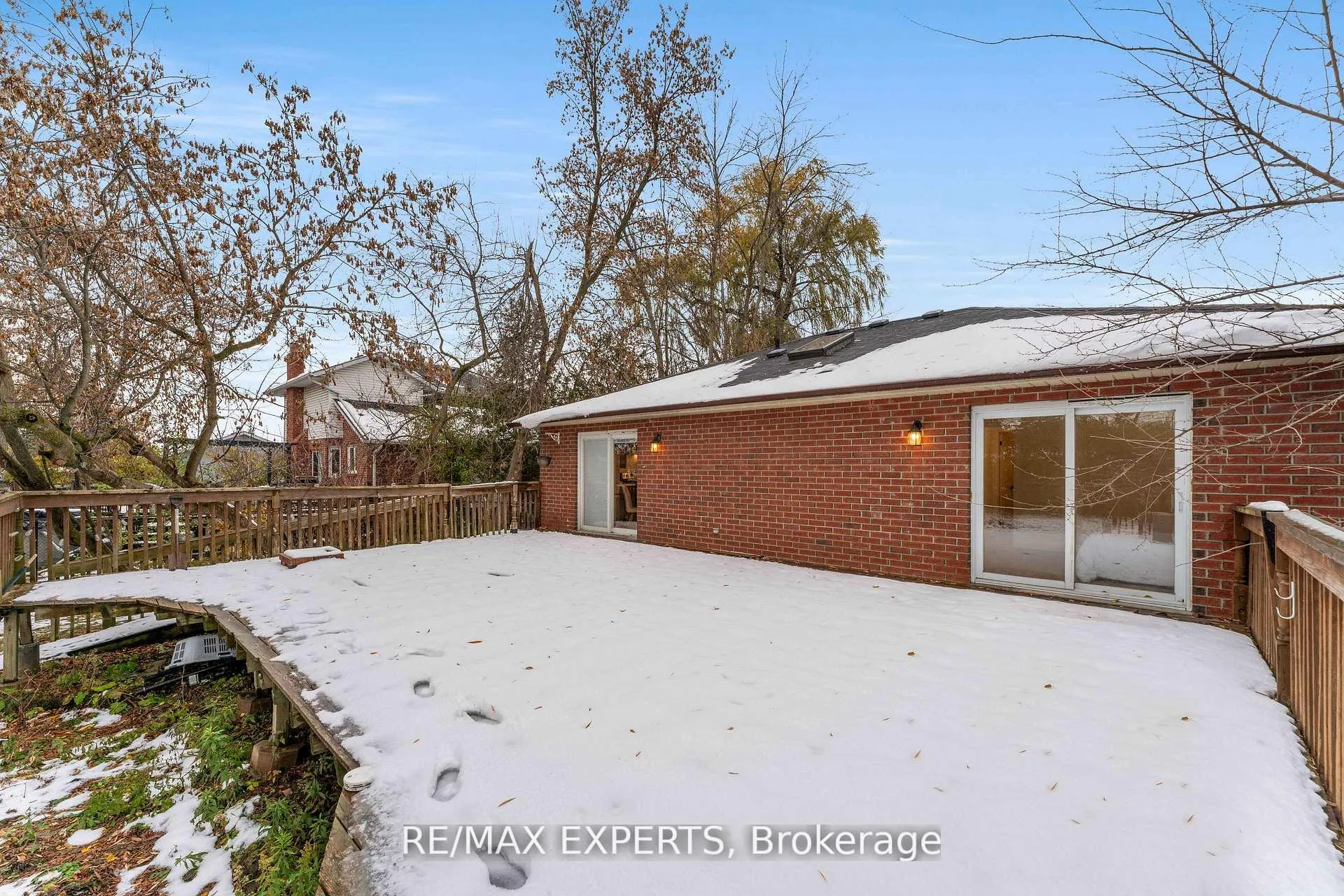 Photo 36 of 353 Walter Drive, Georgina, Keswick South — HOMEH