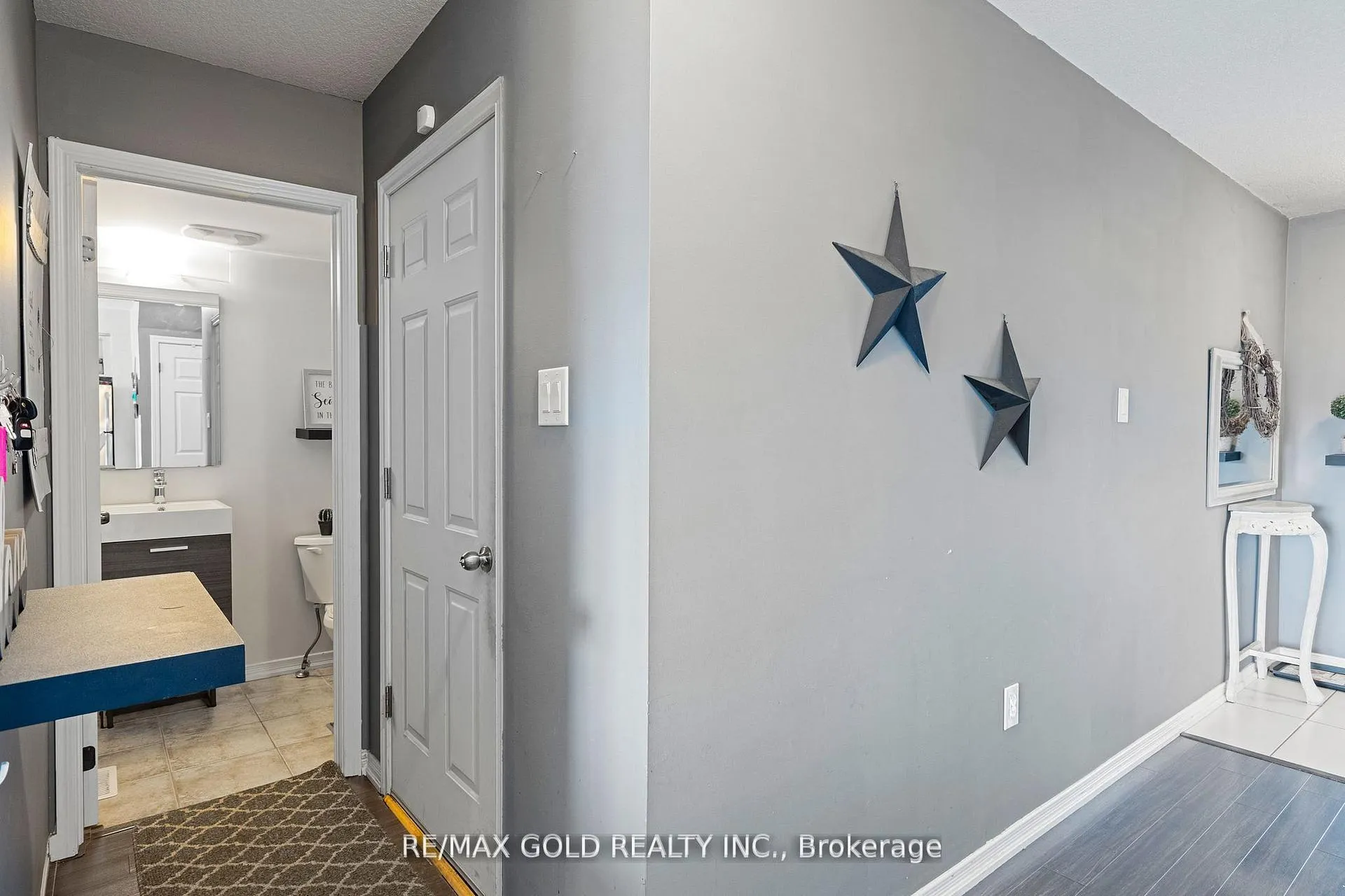Photo 11 of 8541 Nightshade Street, Niagara Falls, Brown — HOMEH