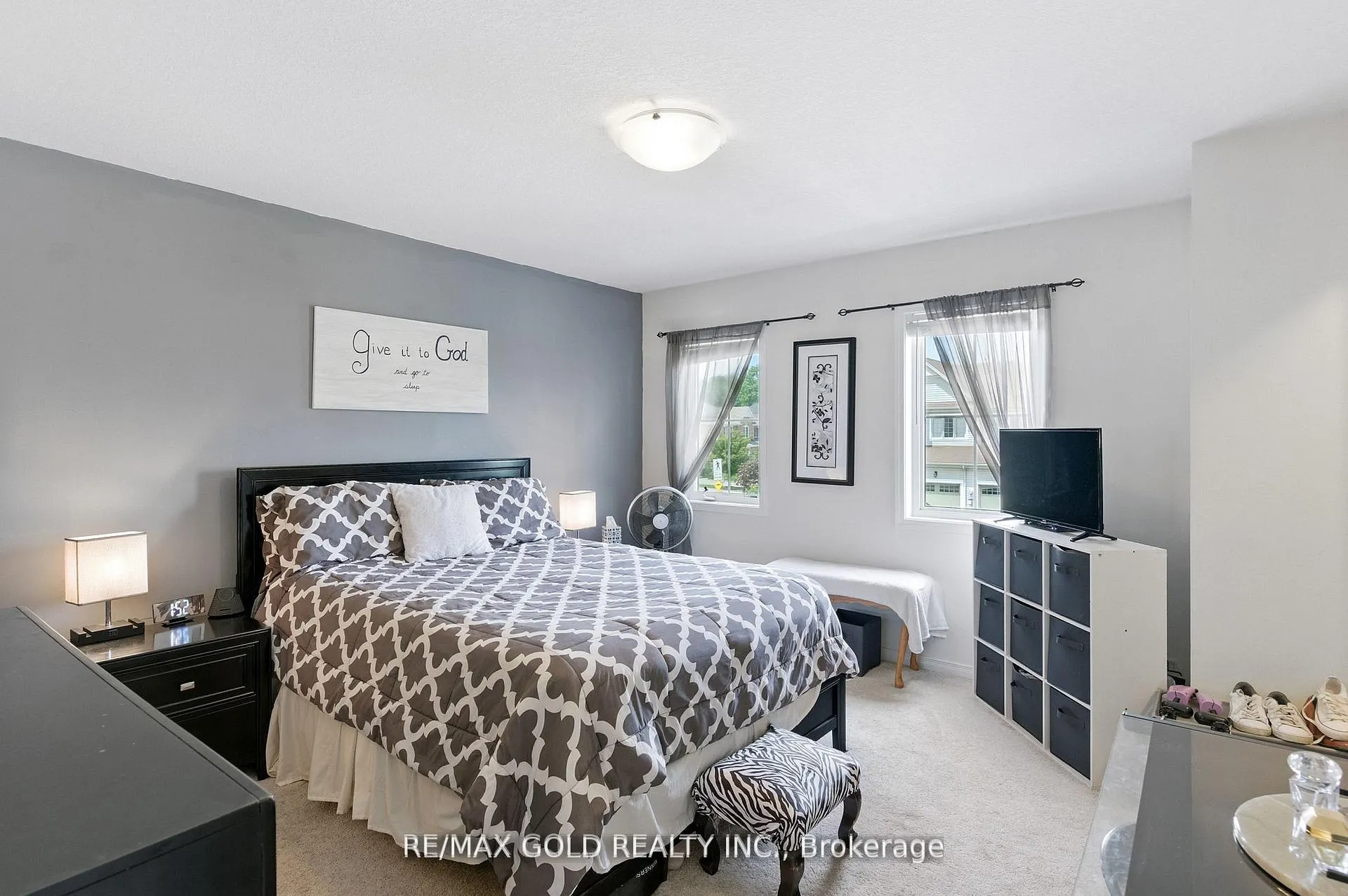 Photo 13 of 8541 Nightshade Street, Niagara Falls, Brown — HOMEH